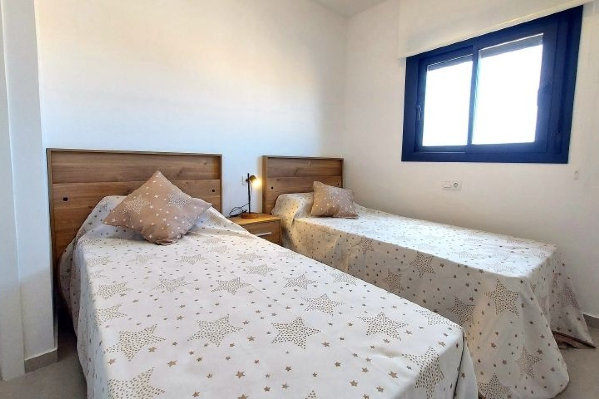 Sprzedaż - Apartament / Mieszkanie -
Orihuela Costa