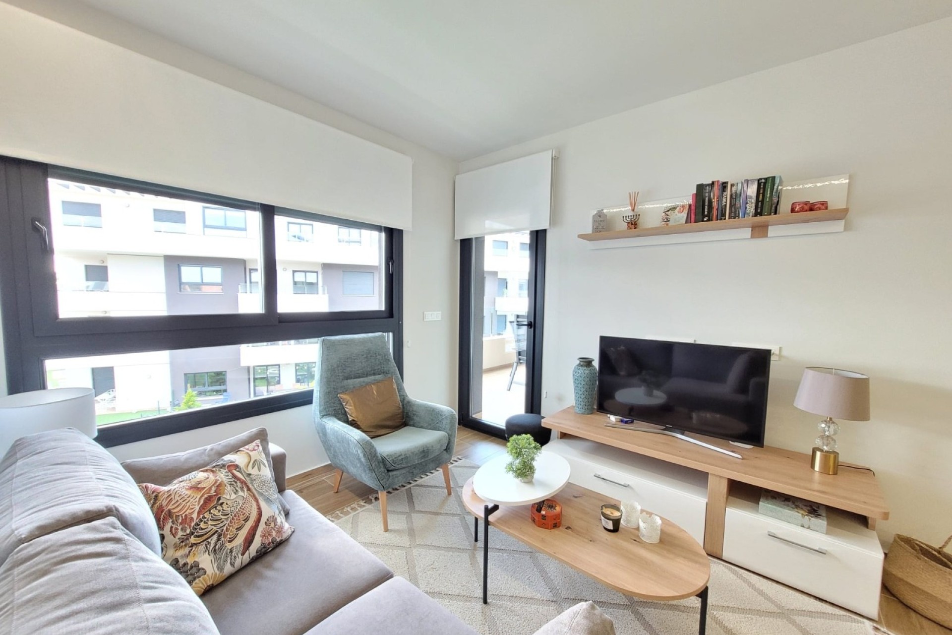 Sprzedaż - Apartament / Mieszkanie -
Orihuela Costa