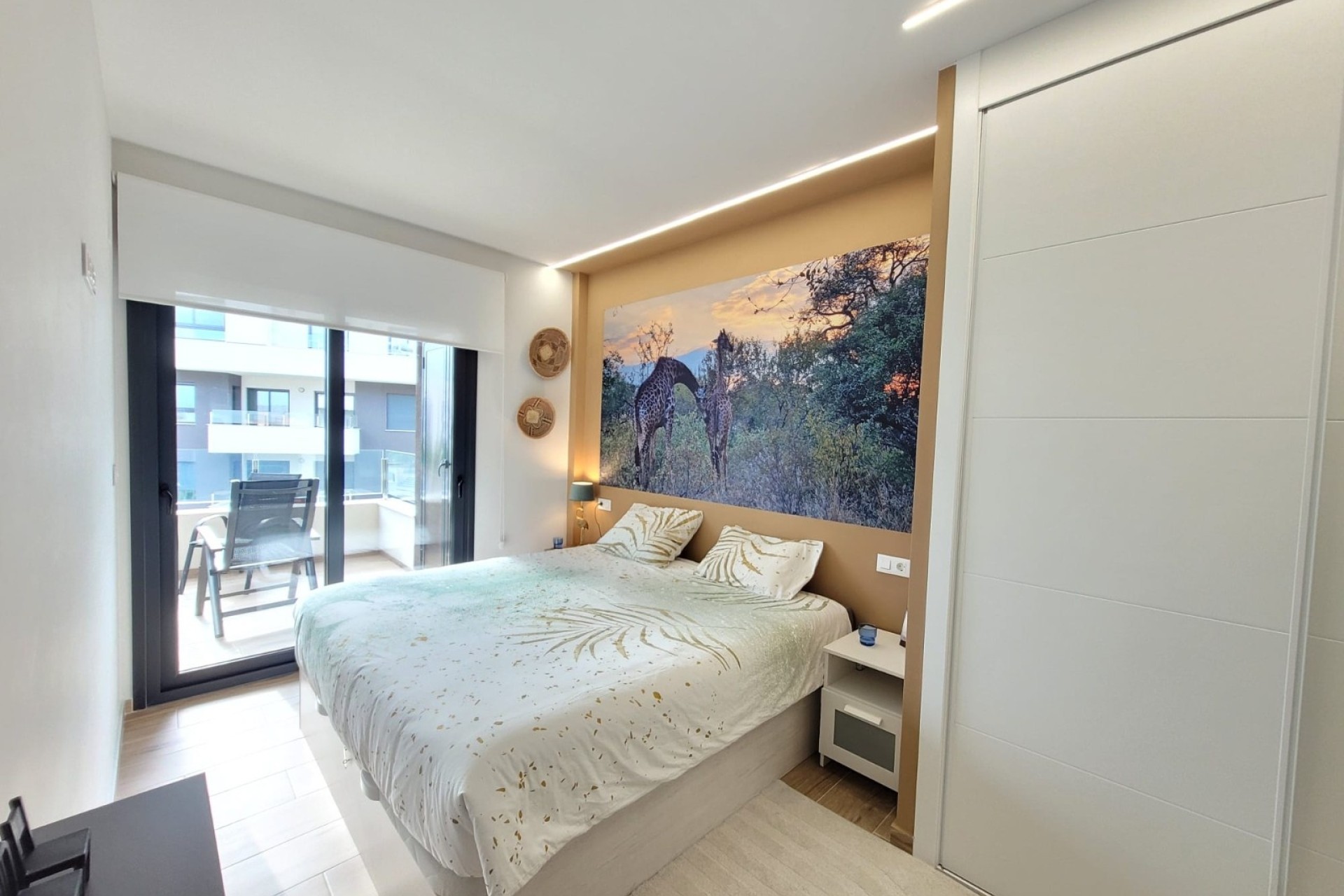 Sprzedaż - Apartament / Mieszkanie -
Orihuela Costa