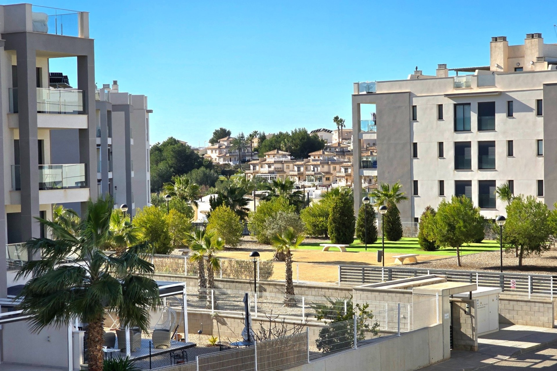 Sprzedaż - Apartament / Mieszkanie -
Orihuela Costa