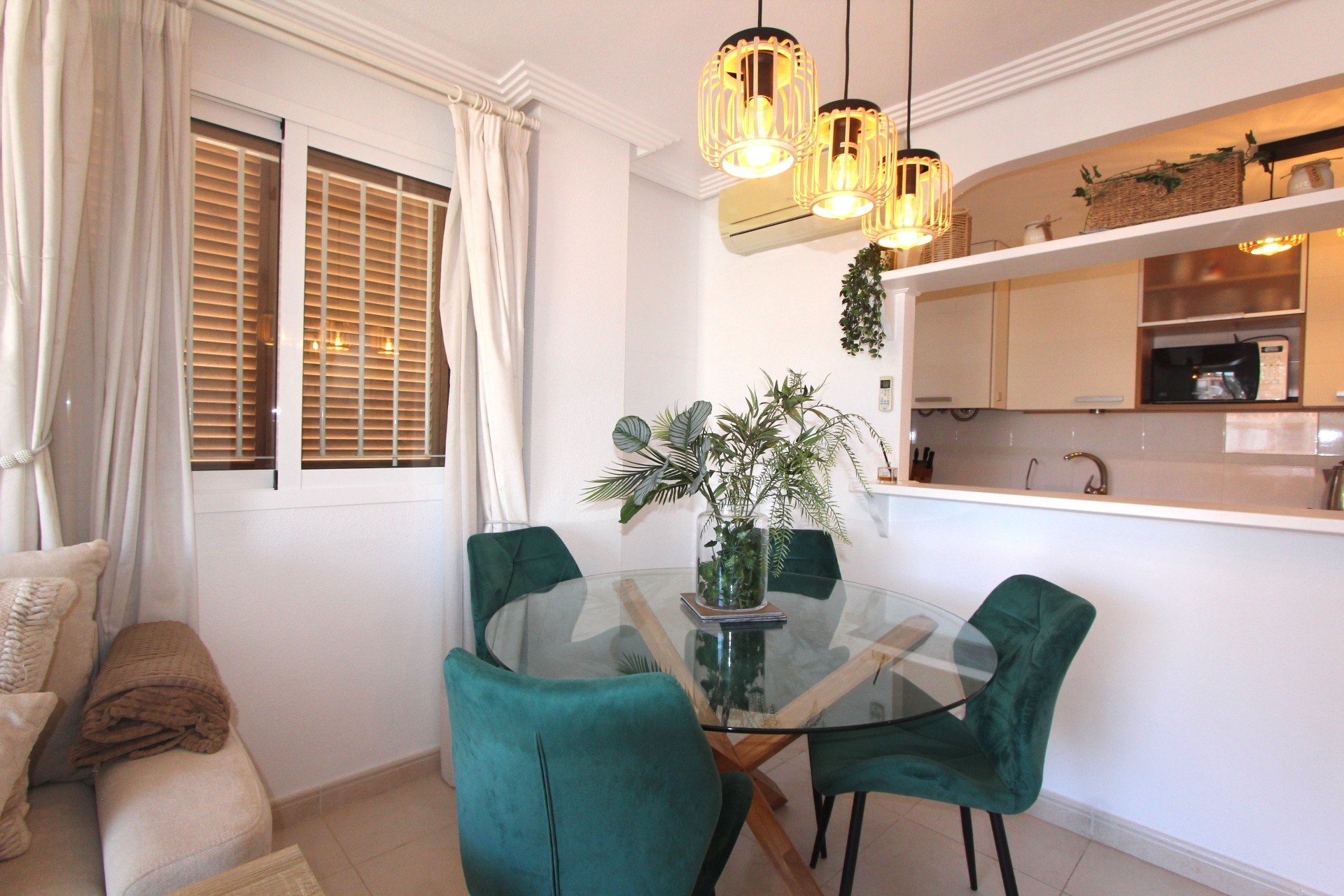 Sprzedaż - Apartament / Mieszkanie -
Orihuela Costa
