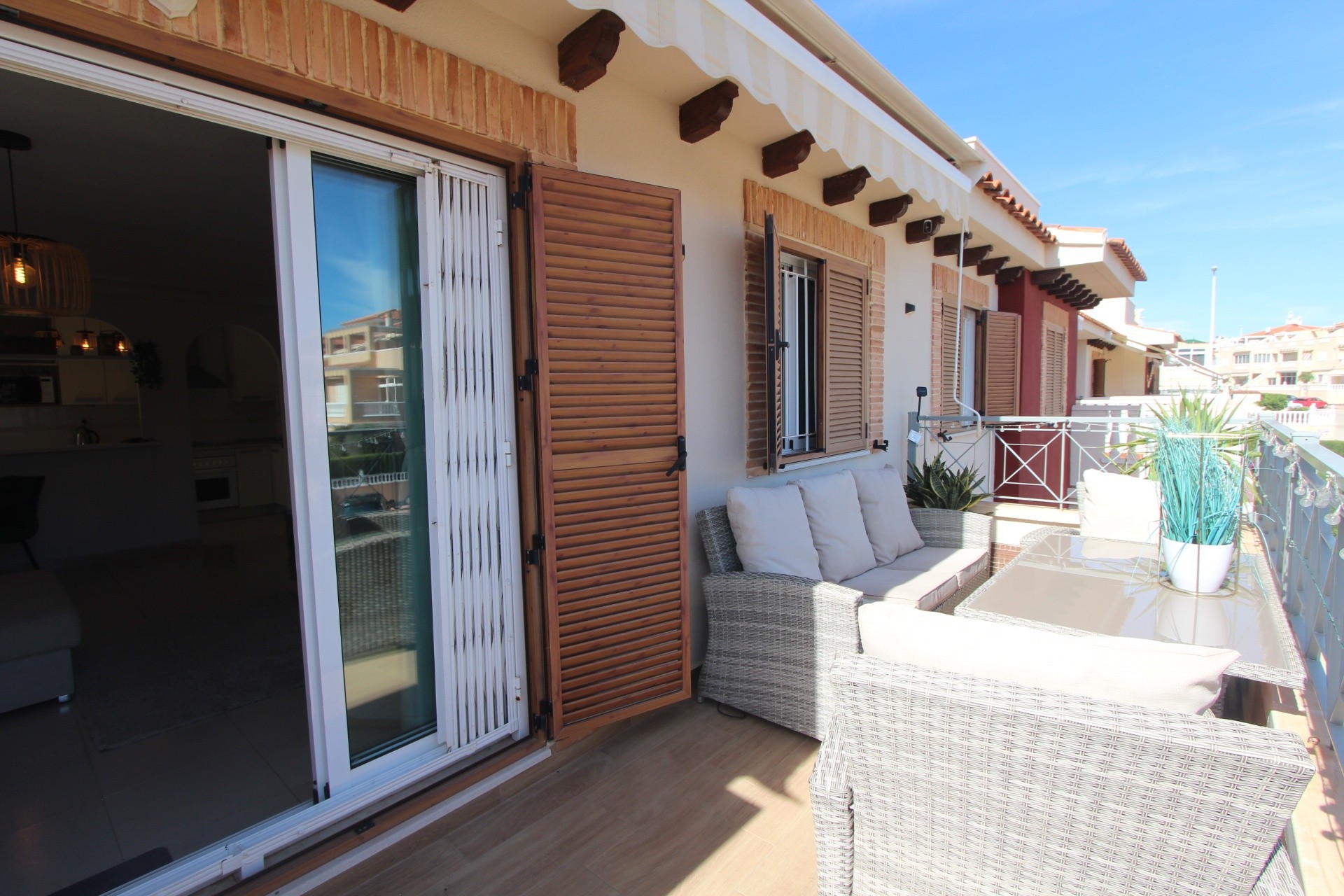 Sprzedaż - Apartament / Mieszkanie -
Orihuela Costa