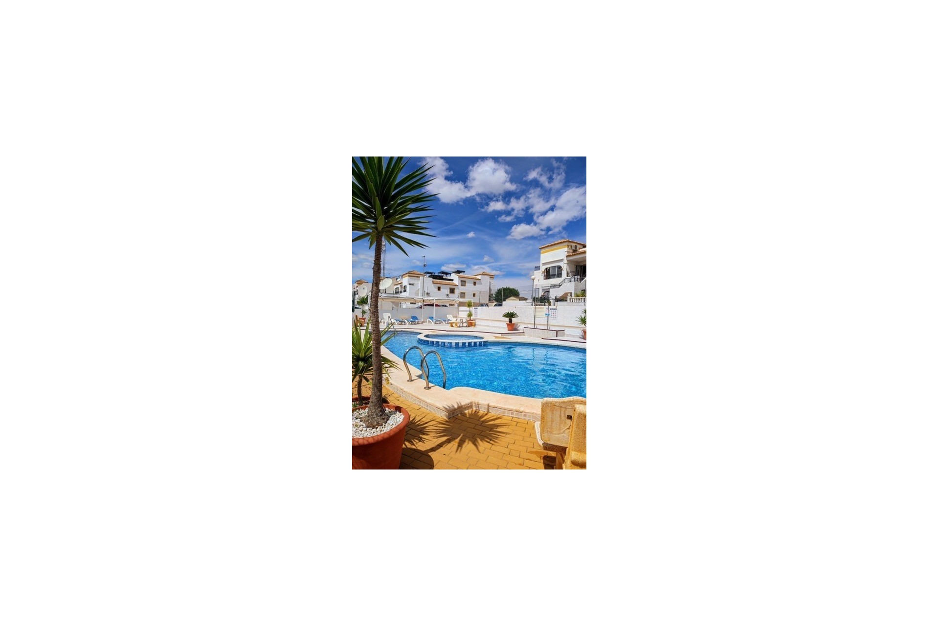 Sprzedaż - Apartament / Mieszkanie -
Orihuela - Entre Naranjos - Vistabella Golf