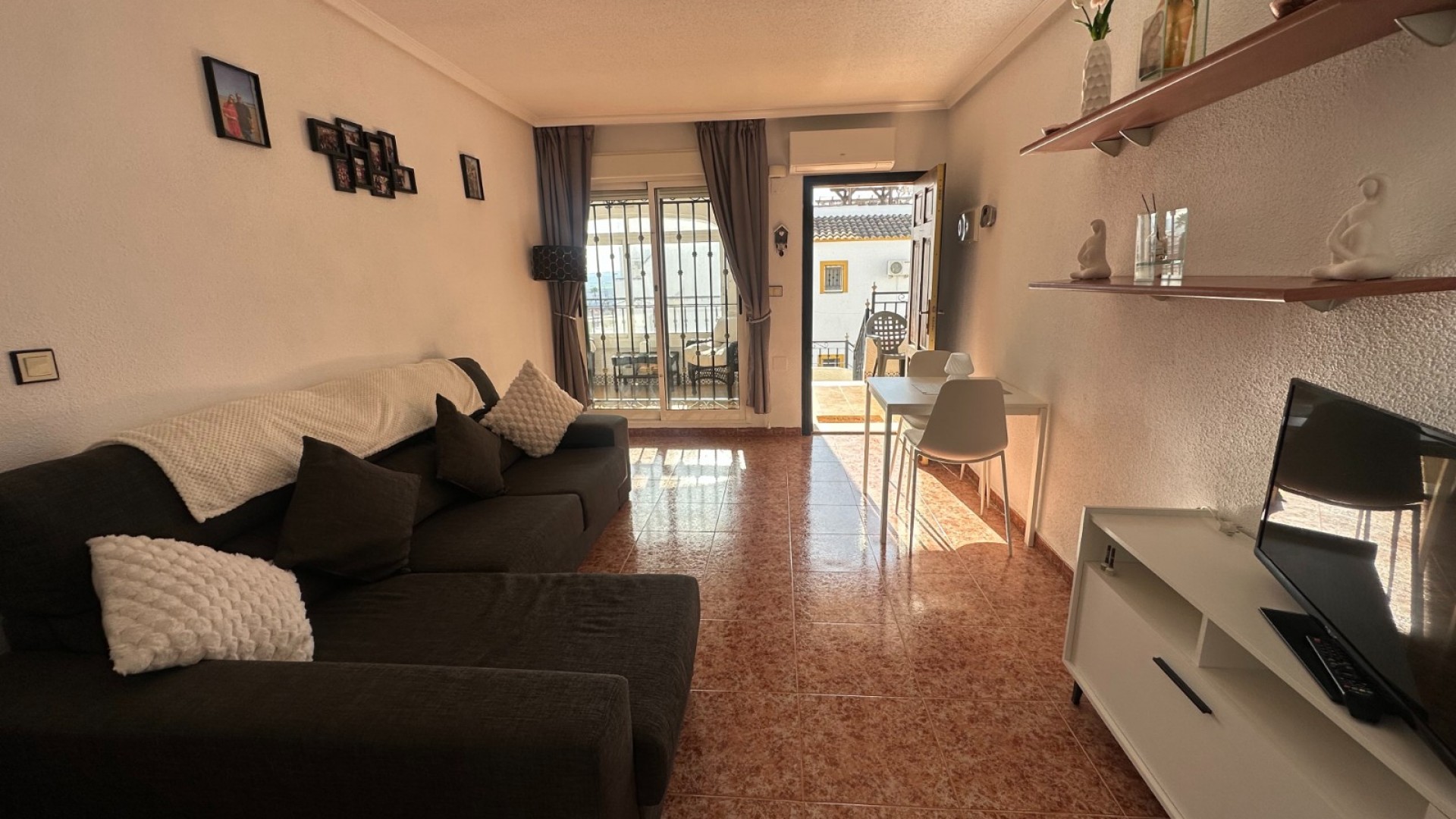 Sprzedaż - Apartament mieszkanie -
Orihuela - Entre Naranjos - Vistabella