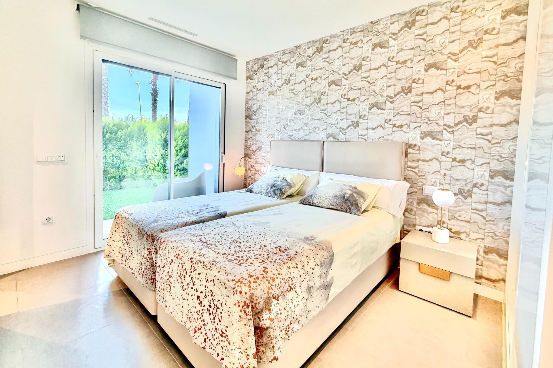 Sprzedaż - Apartament / Mieszkanie -
Orihuela - Las Colinas Golf