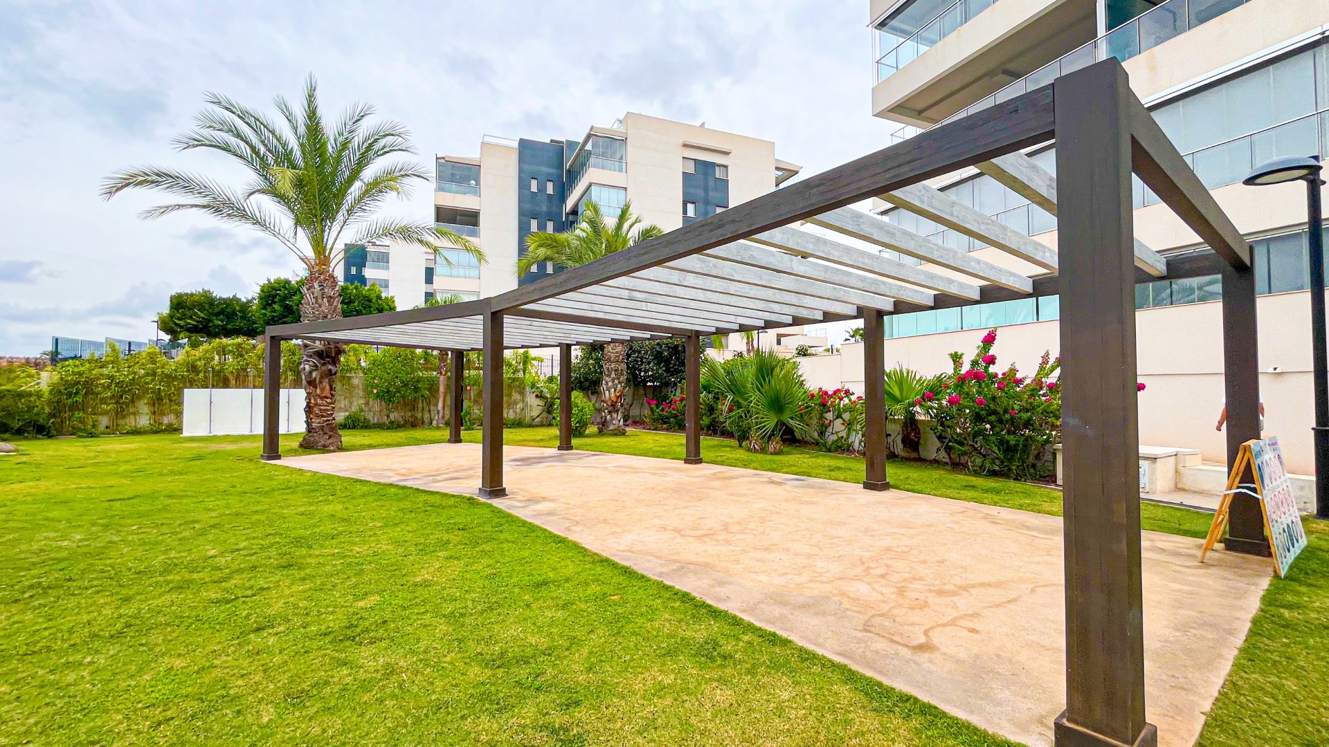 Sprzedaż - Apartament mieszkanie -
Orihuela - Orihuela Costa