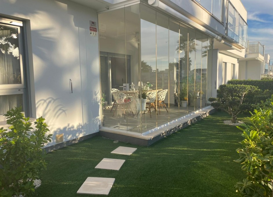 Sprzedaż - Apartament mieszkanie -
Orihuela - Vistabella Golf