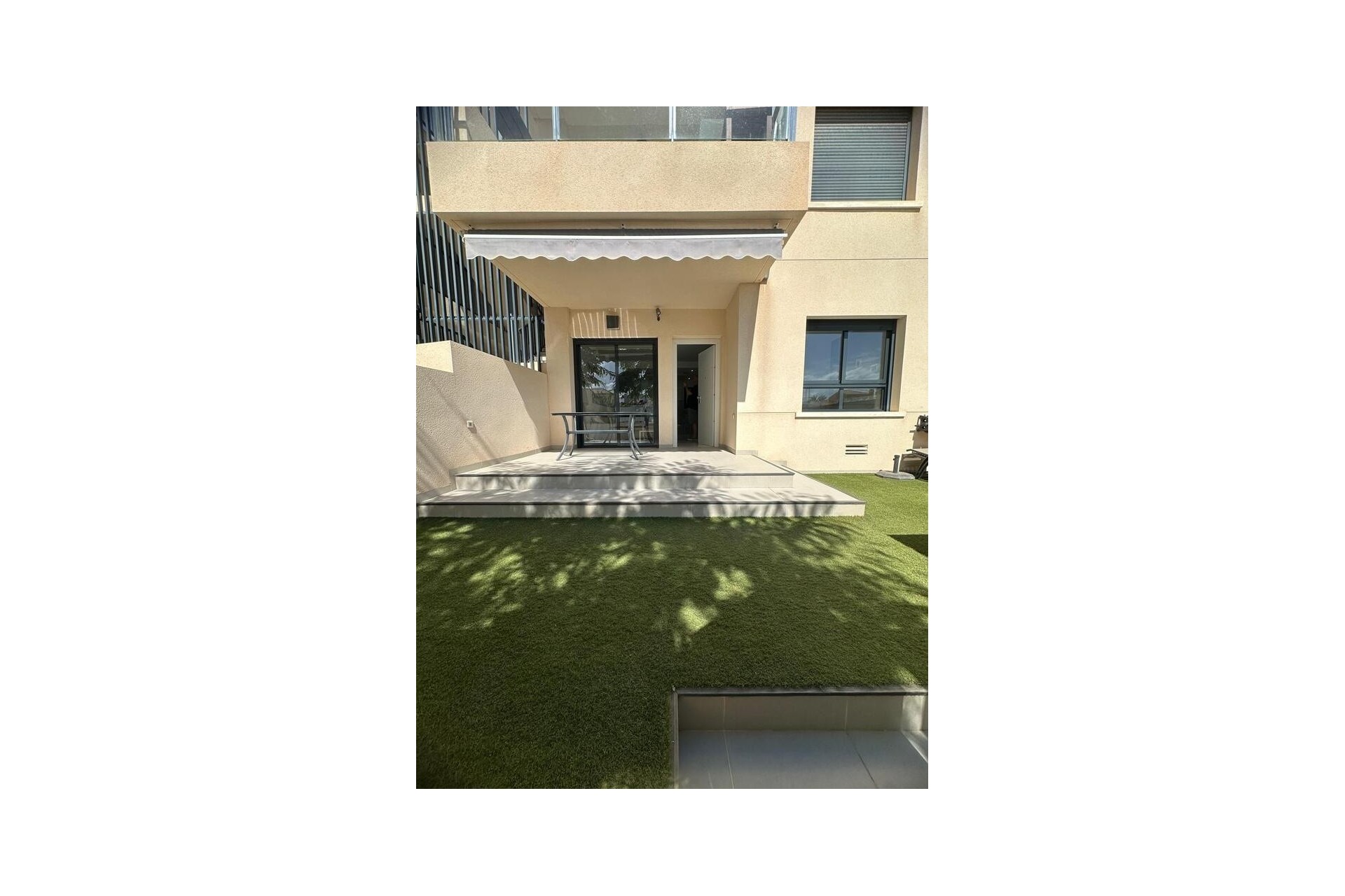 Sprzedaż - Apartament / Mieszkanie -
Pilar de la Horadada - Costa Blanca