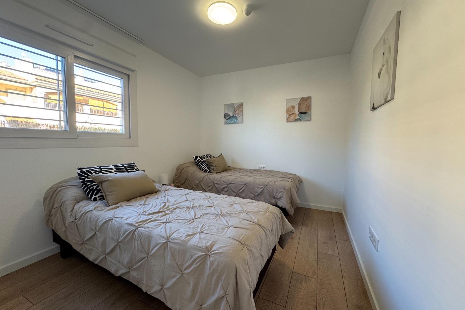 Sprzedaż - Apartament / Mieszkanie -
Pilar de la Horadada - RioMar