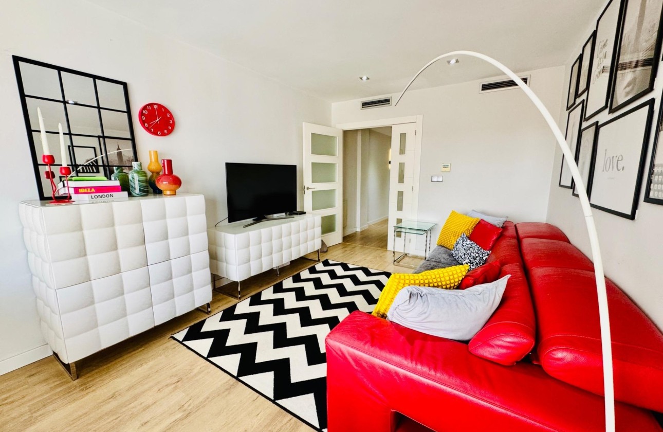 Sprzedaż - Apartament / Mieszkanie -
Pilar de la Horadada - Zona Pueblo