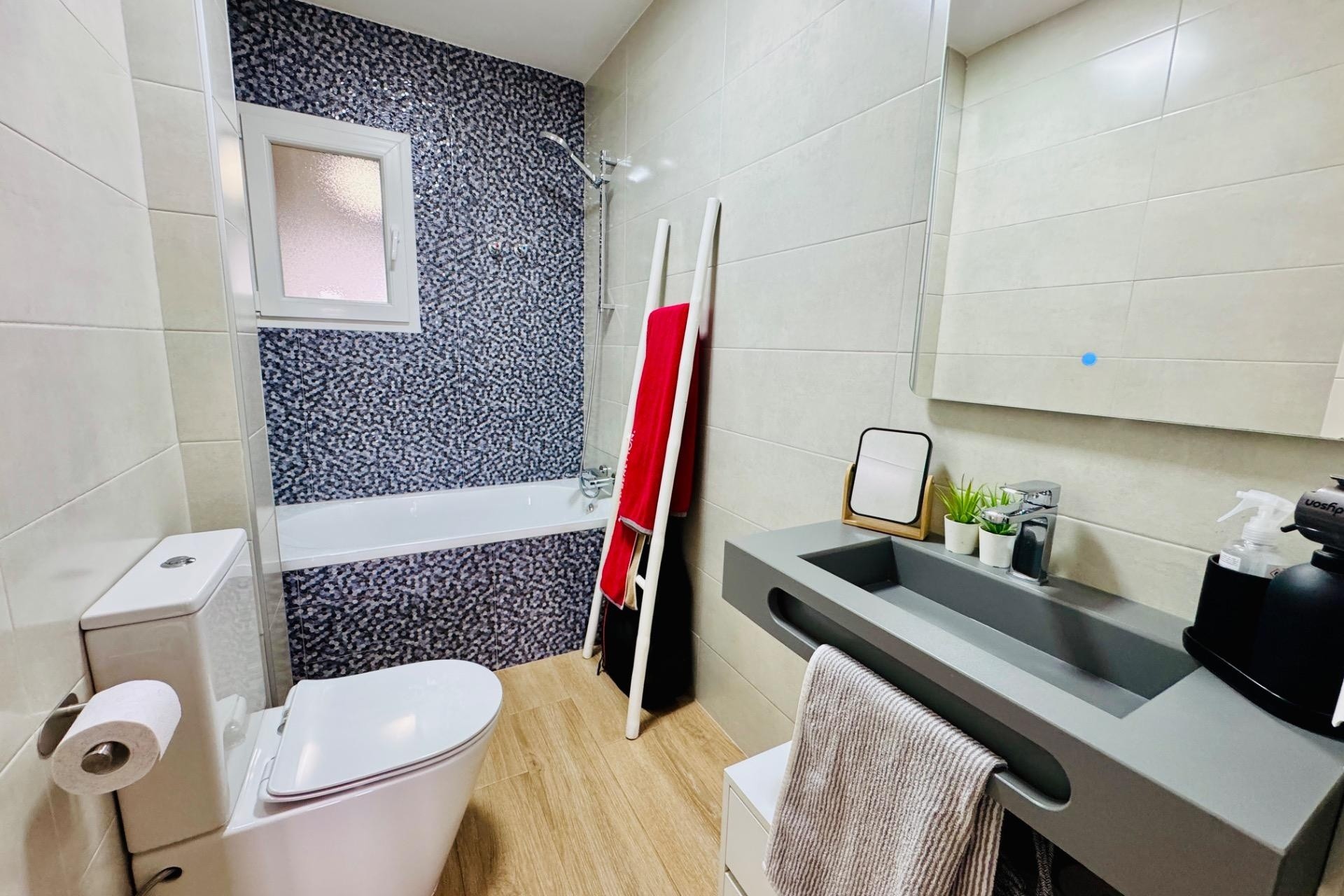 Sprzedaż - Apartament / Mieszkanie -
Pilar de la Horadada - Zona Pueblo