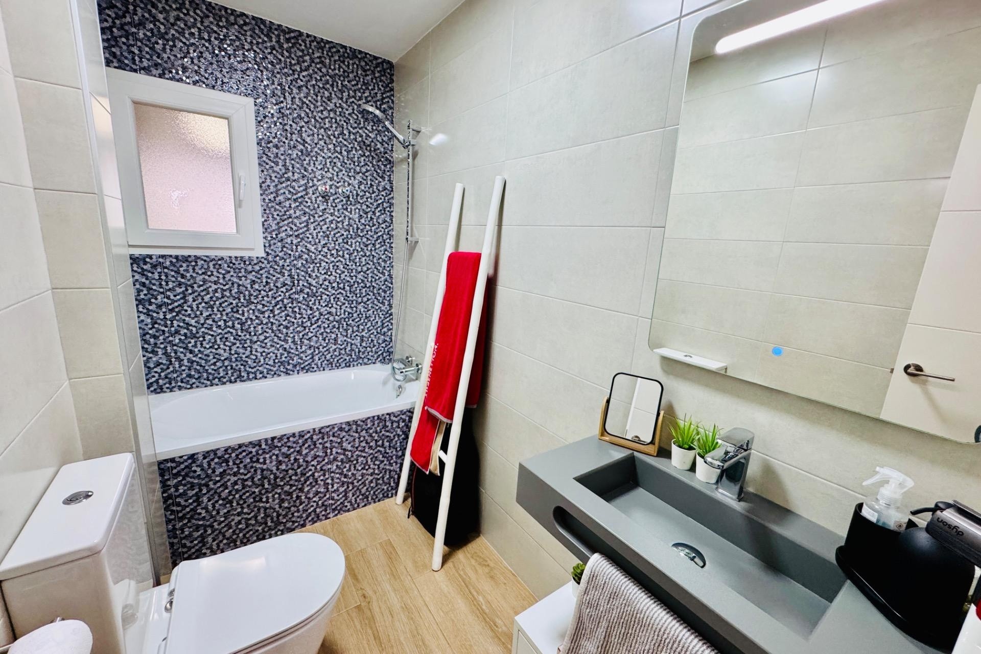 Sprzedaż - Apartament / Mieszkanie -
Pilar de la Horadada - Zona Pueblo