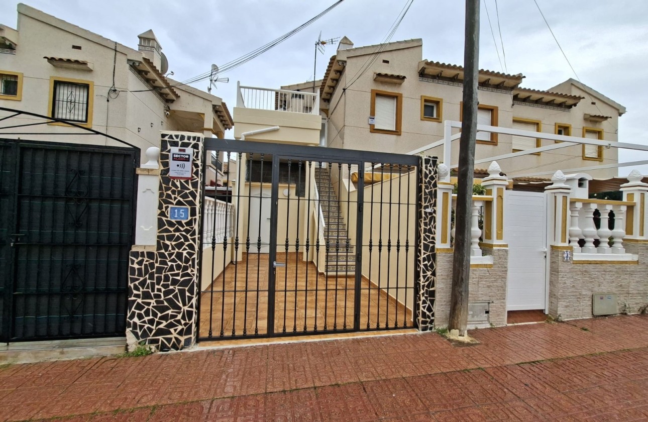 Sprzedaż - Apartament / Mieszkanie -
Playa Flamenca - Res. San Antonio
