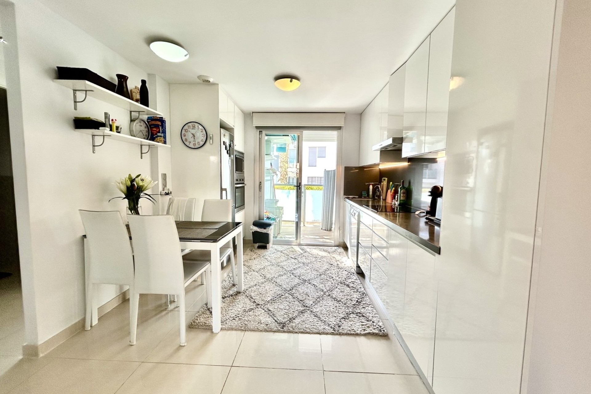 Sprzedaż - Apartament / Mieszkanie -
Punta Prima - Costa Blanca