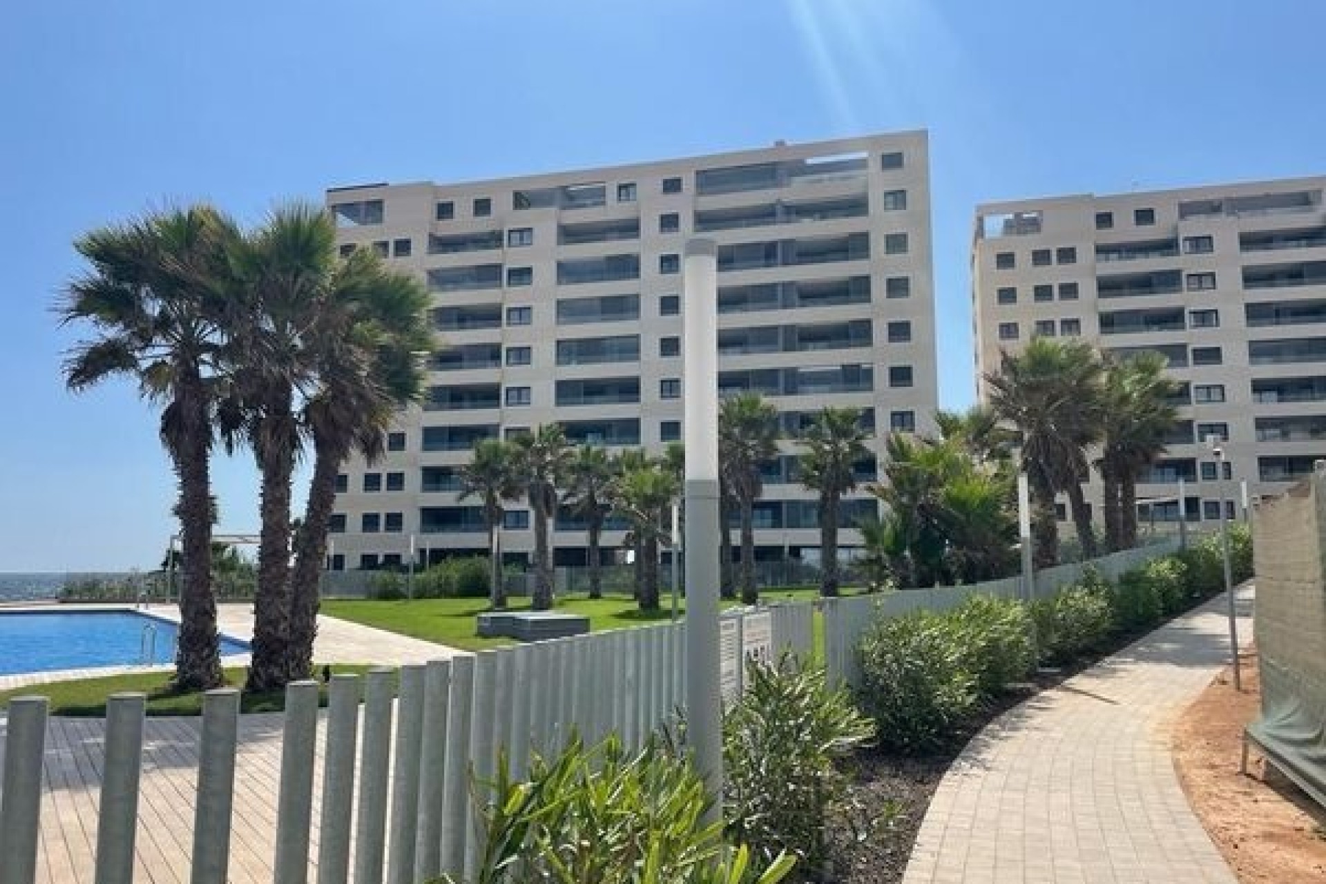 Sprzedaż - Apartament / Mieszkanie -
Punta Prima - Costa Blanca