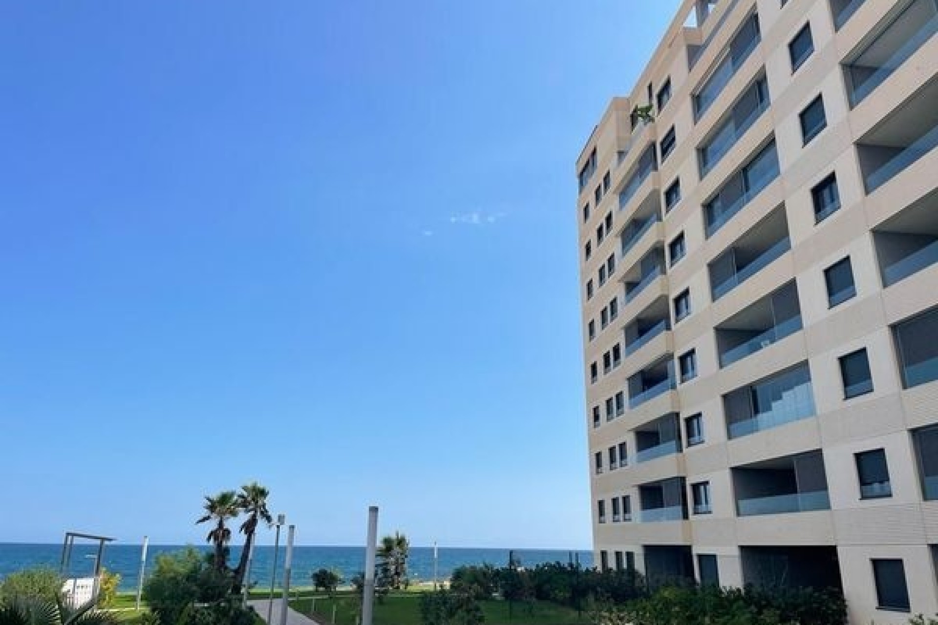 Sprzedaż - Apartament / Mieszkanie -
Punta Prima - Costa Blanca