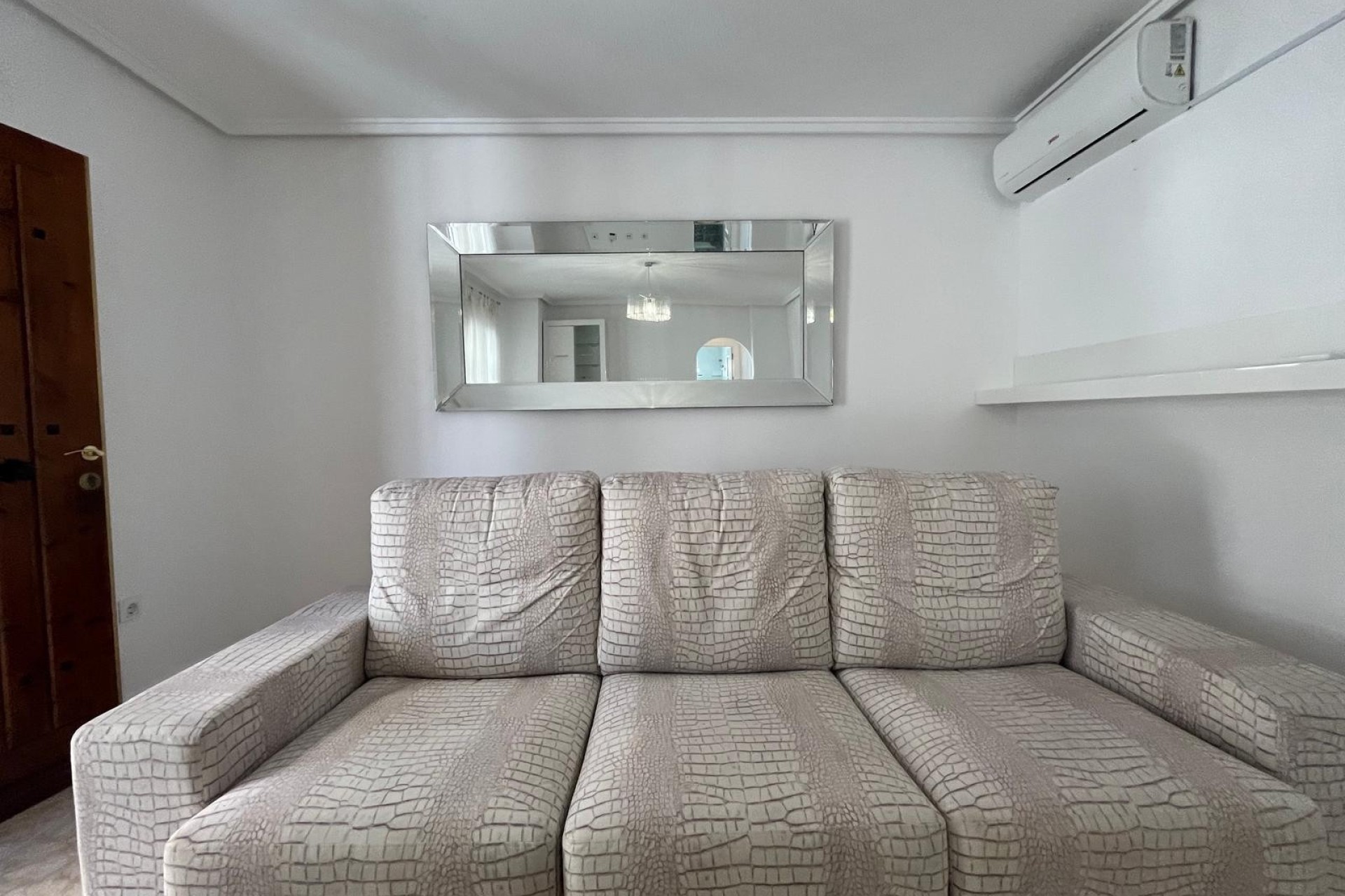 Sprzedaż - Apartament / Mieszkanie -
Punta Prima - Serena