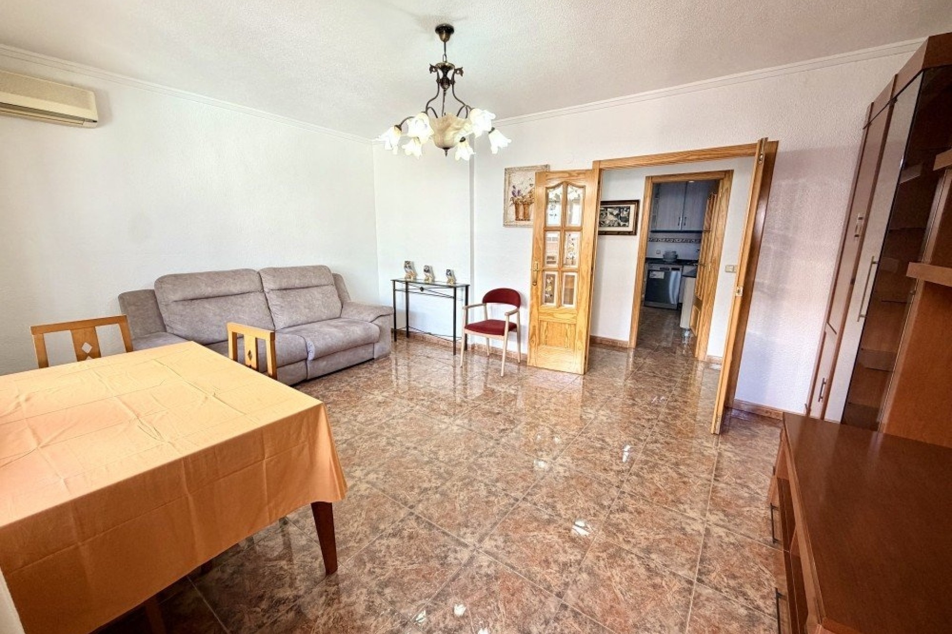 Sprzedaż - Apartament / Mieszkanie -
Rojales