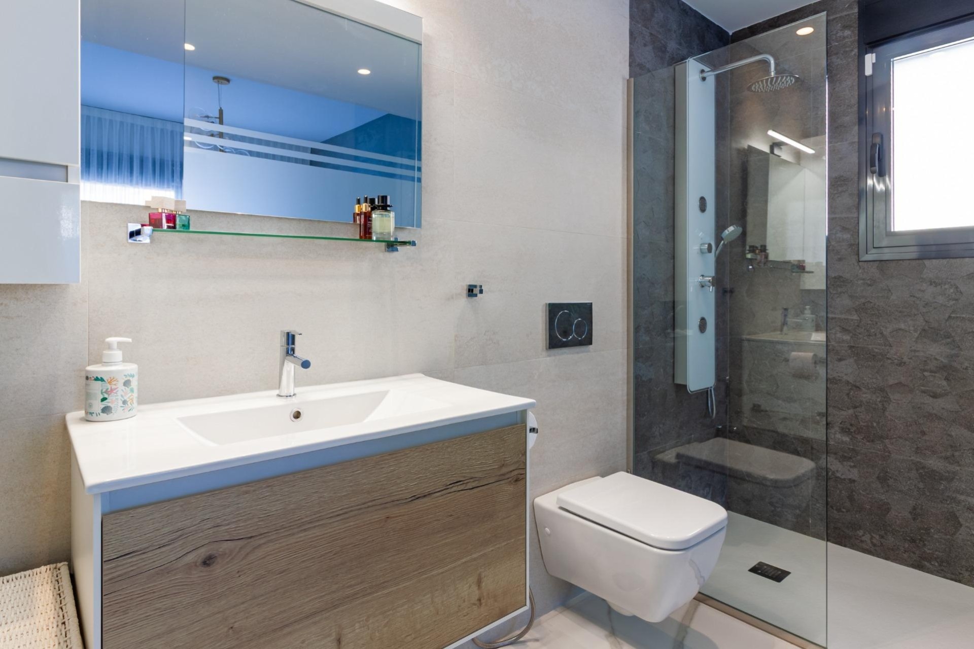 Sprzedaż - Apartament / Mieszkanie -
San Miguel de Salinas - Bellavista