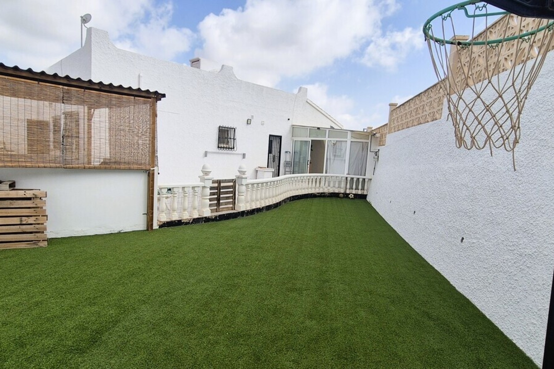 Sprzedaż - Apartament / Mieszkanie -
San Miguel de Salinas - Blue Lagoon