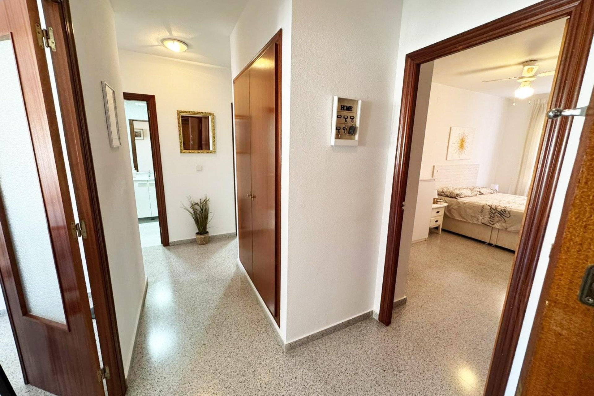 Sprzedaż - Apartament / Mieszkanie -
San Miguel de Salinas - Inland