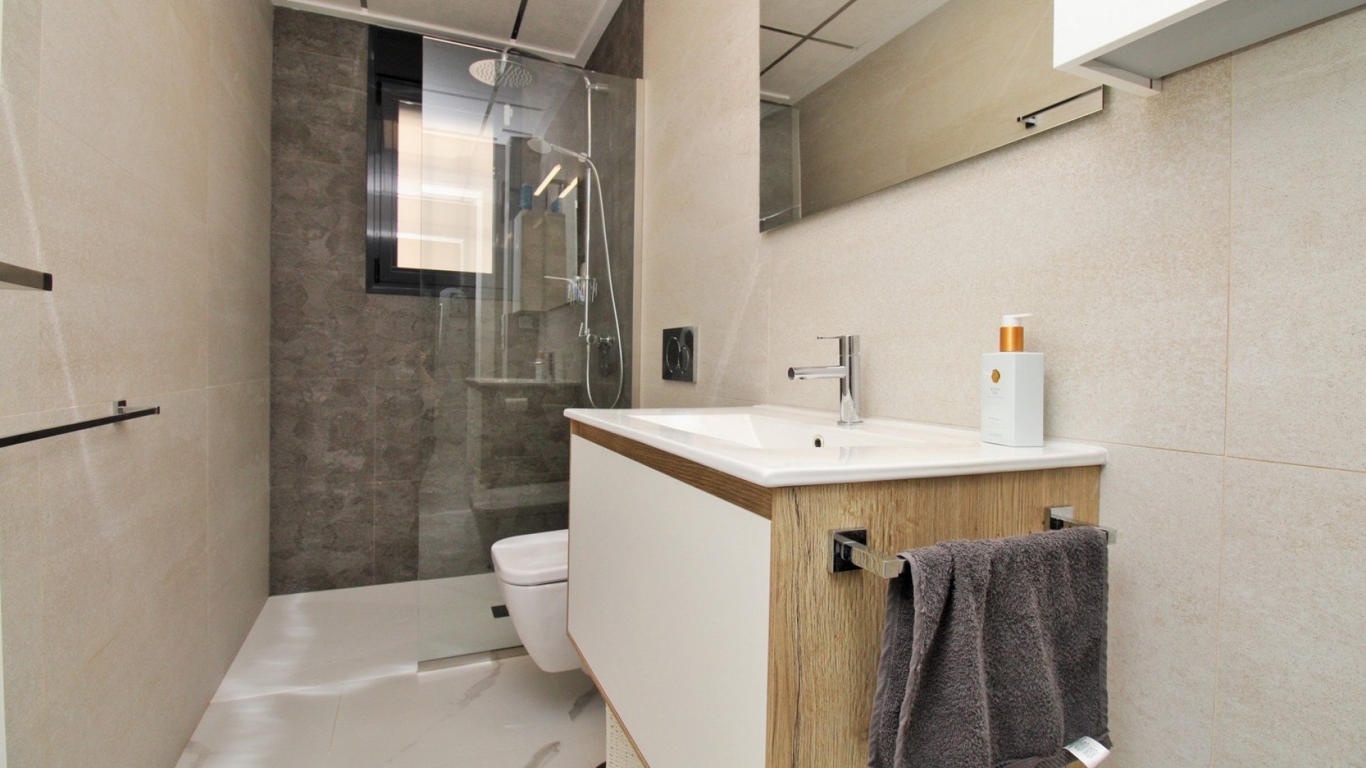 Sprzedaż - Apartament mieszkanie -
San Miguel de Salinas