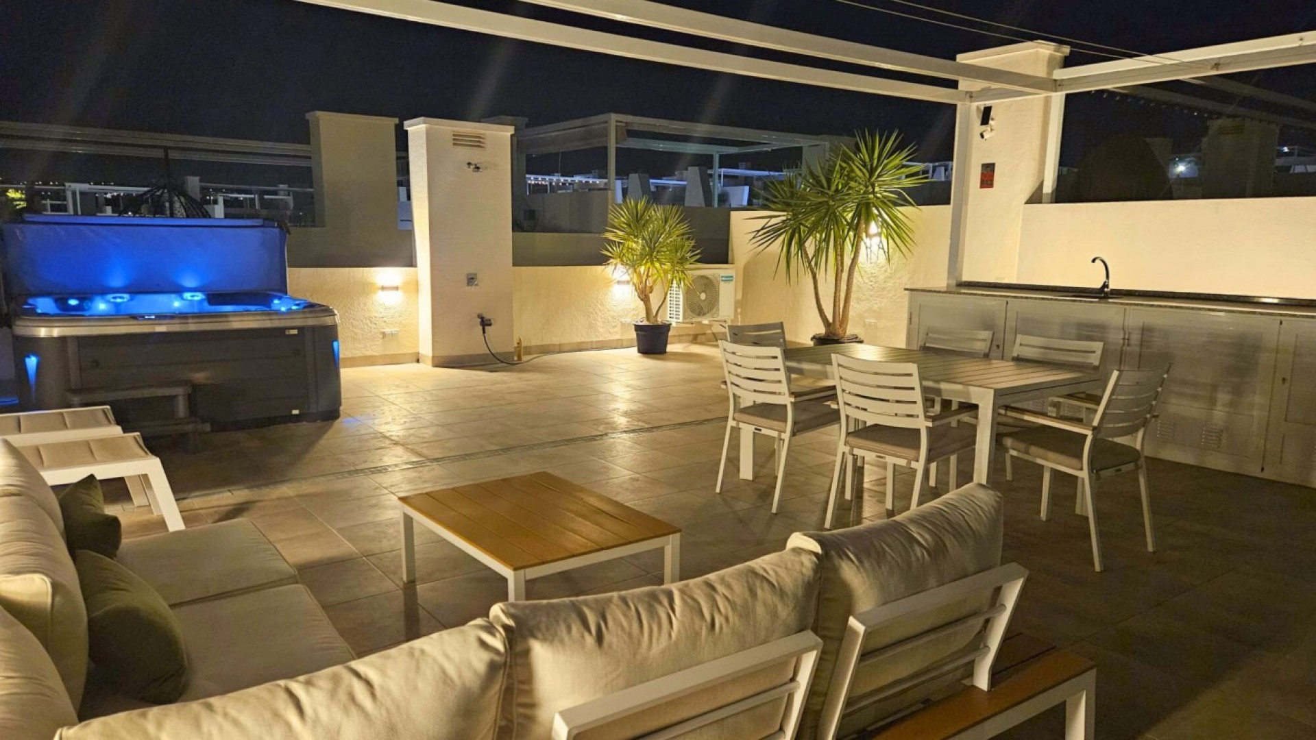 Sprzedaż - Apartament mieszkanie -
San Miguel de Salinas