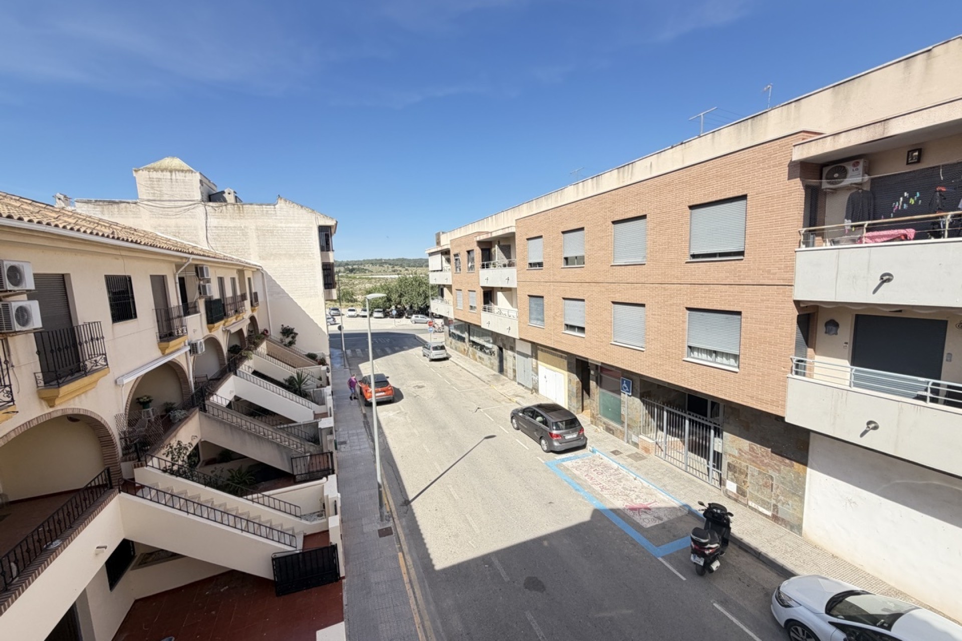 Sprzedaż - Apartament / Mieszkanie -
San Miguel de Salinas