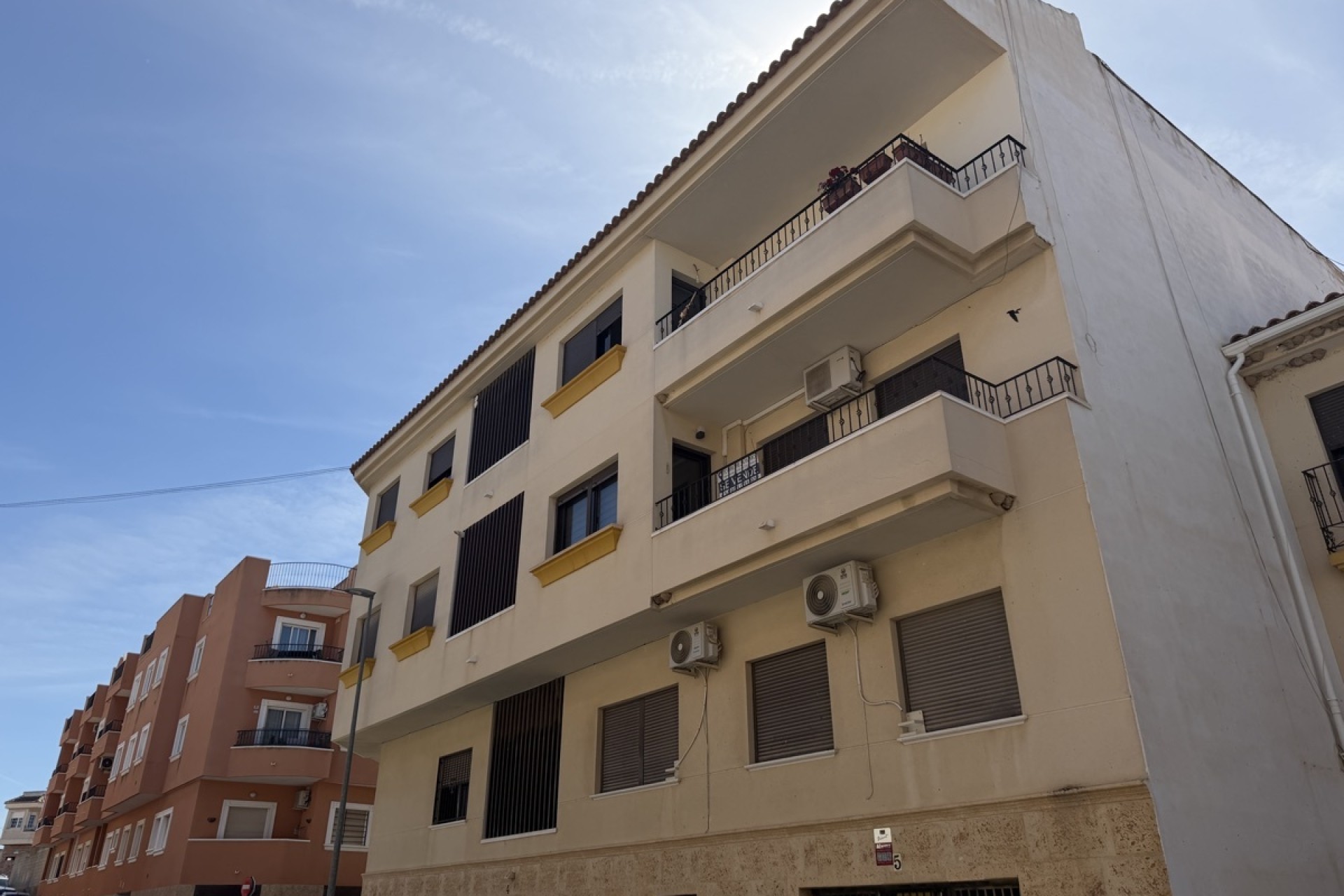 Sprzedaż - Apartament / Mieszkanie -
San Miguel de Salinas