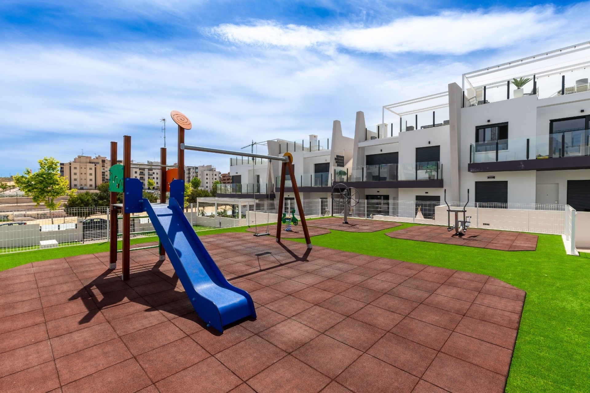 Sprzedaż - Apartament / Mieszkanie -
San Miguel de Salinas