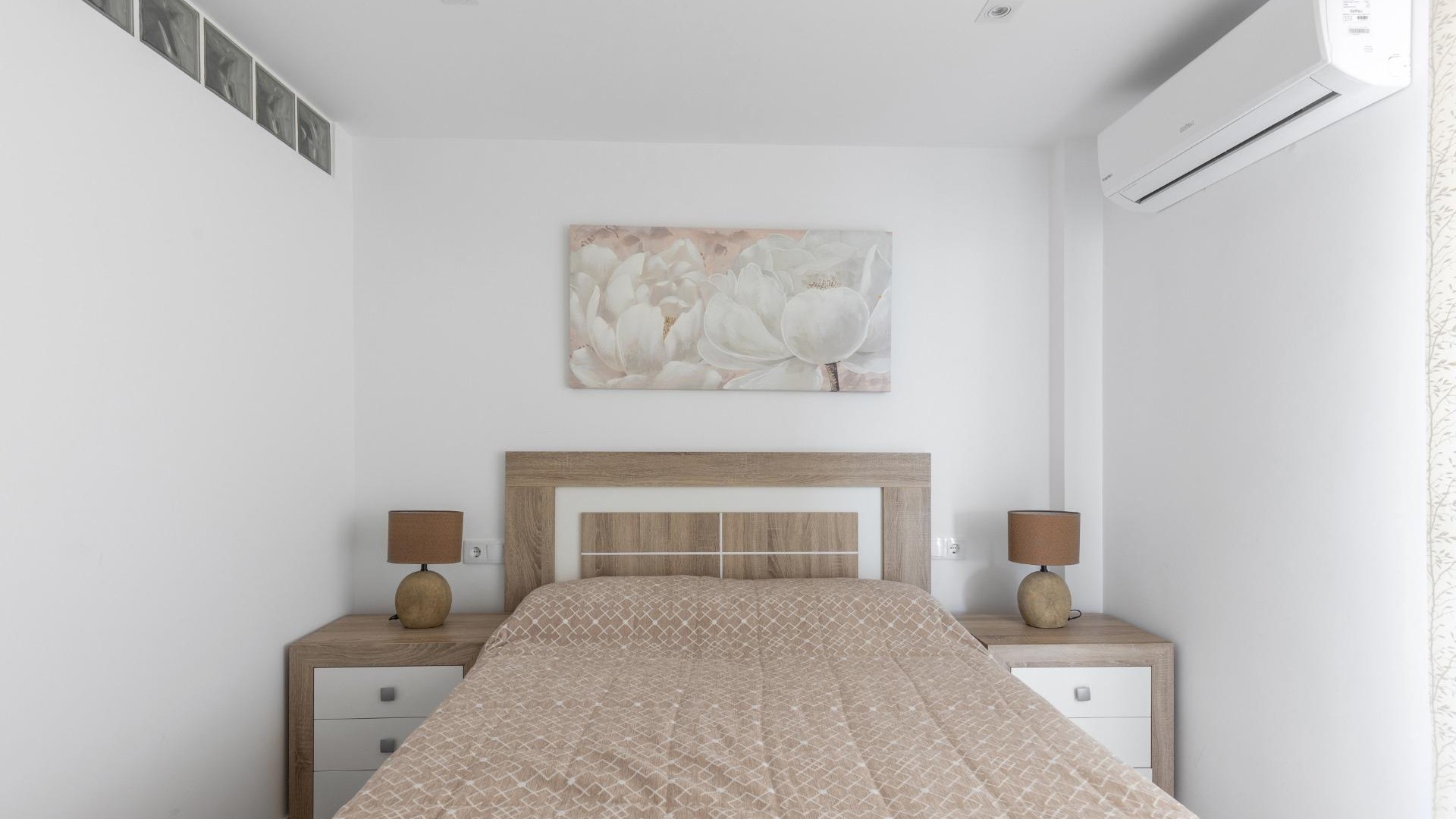 Sprzedaż - Apartament mieszkanie -
Torrevieja - Acequion