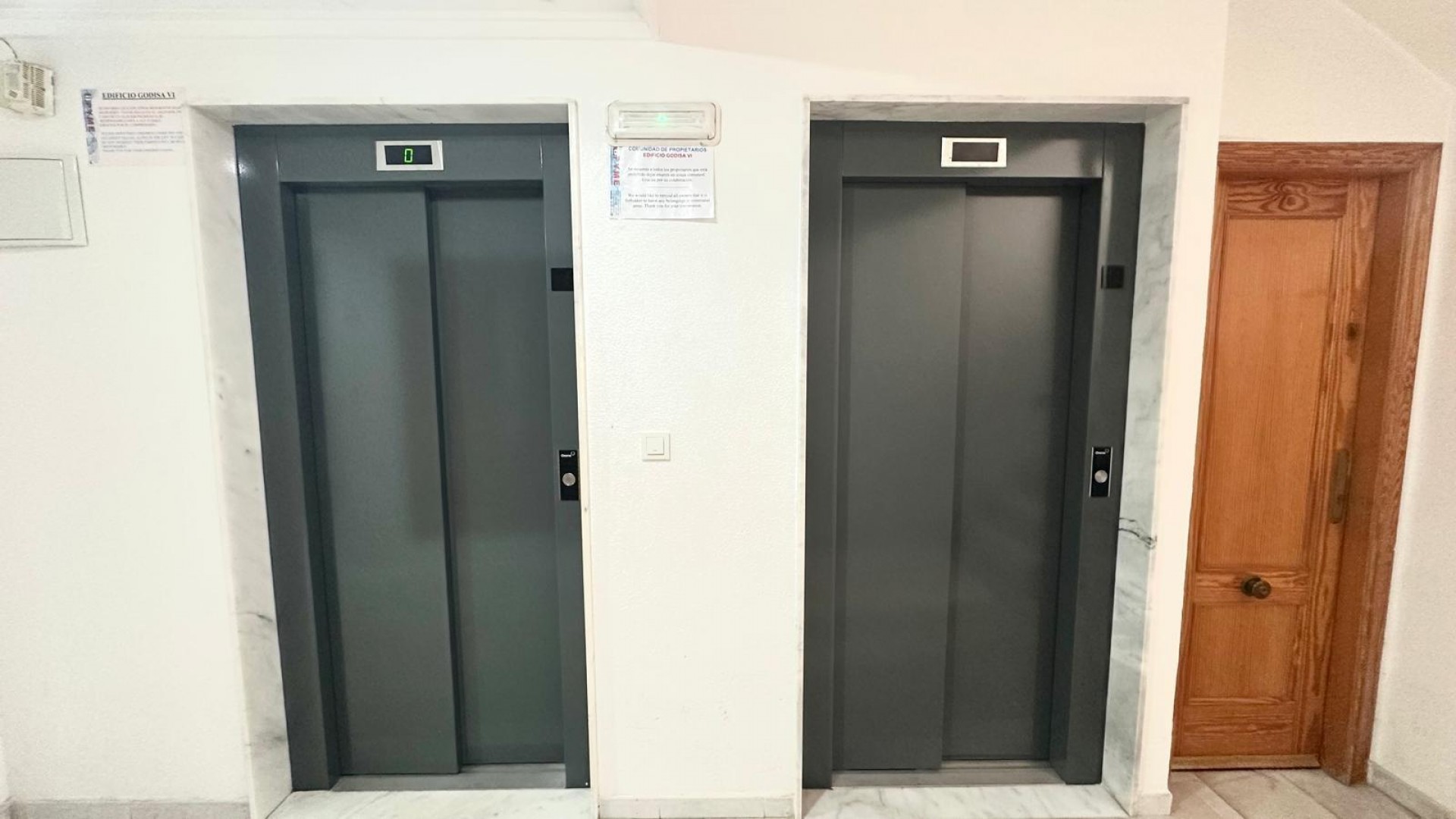 Sprzedaż - Apartament mieszkanie -
Torrevieja - Acequion