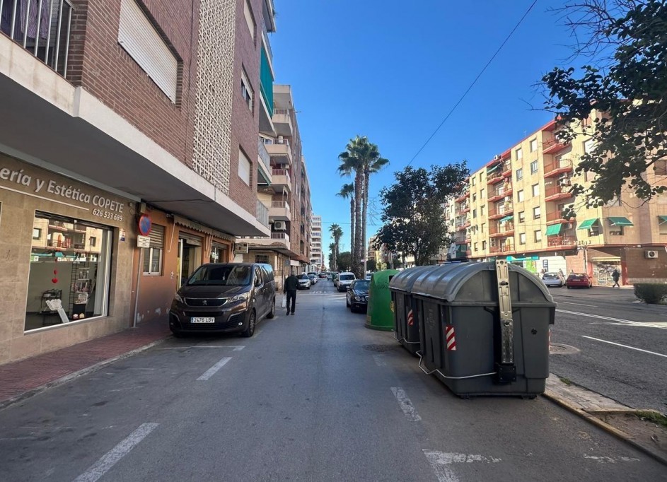 Sprzedaż - Apartament mieszkanie -
Torrevieja - Acequion