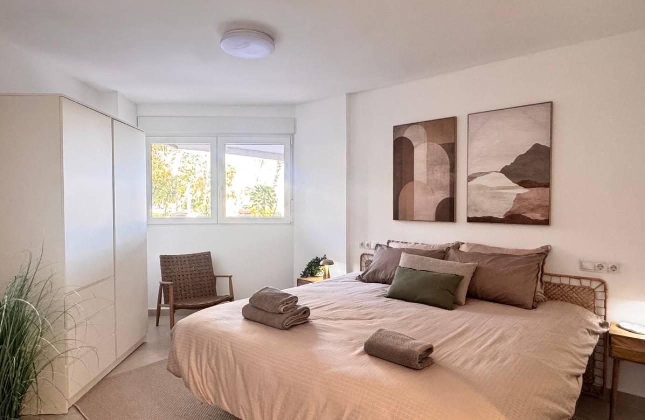 Sprzedaż - Apartament / Mieszkanie -
Torrevieja - Acequion