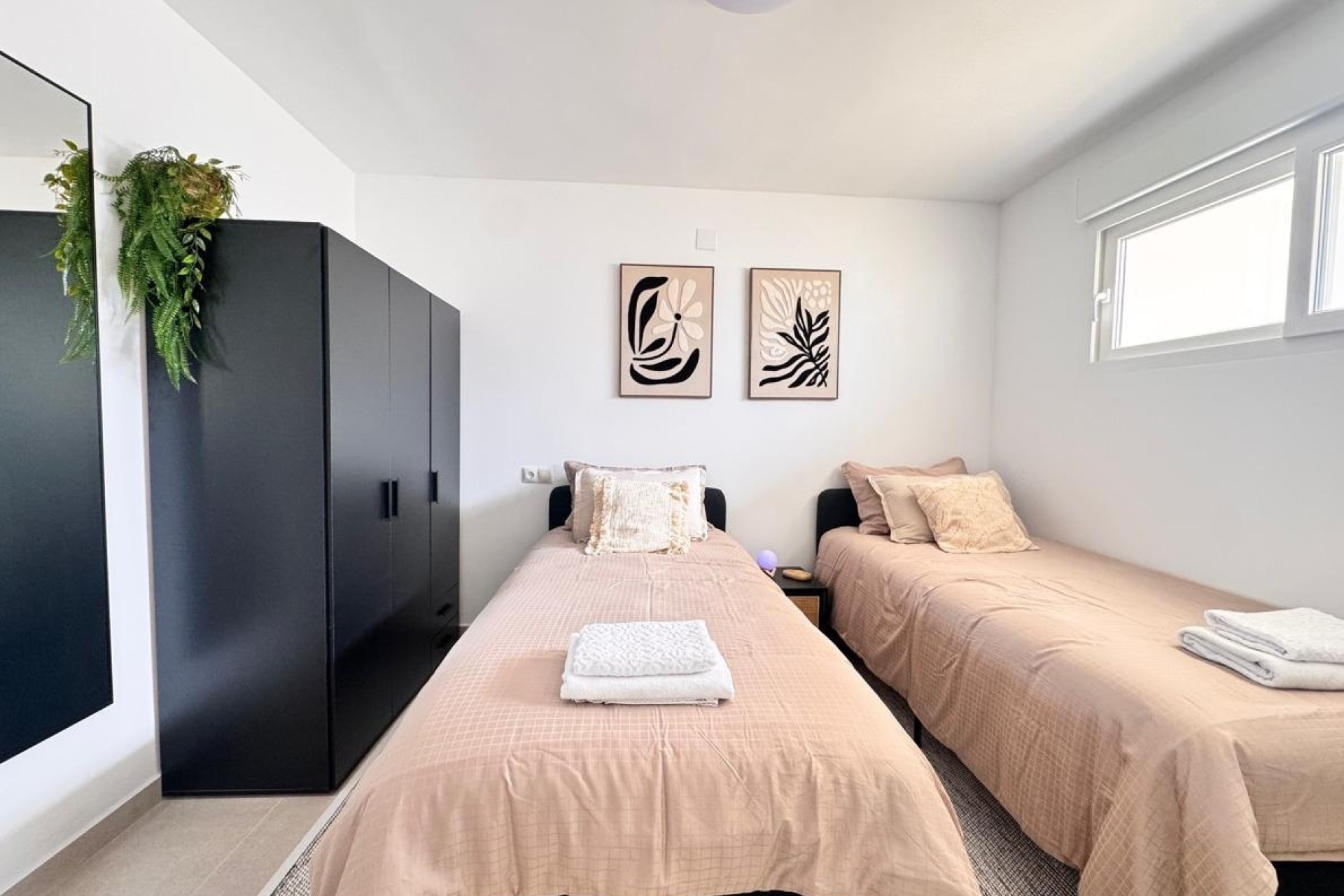 Sprzedaż - Apartament / Mieszkanie -
Torrevieja - Acequion