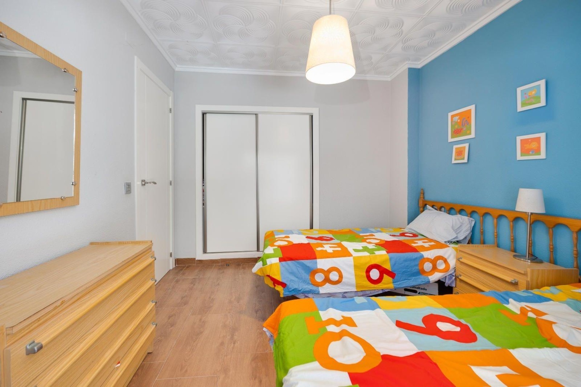 Sprzedaż - Apartament / Mieszkanie -
Torrevieja - Acequion