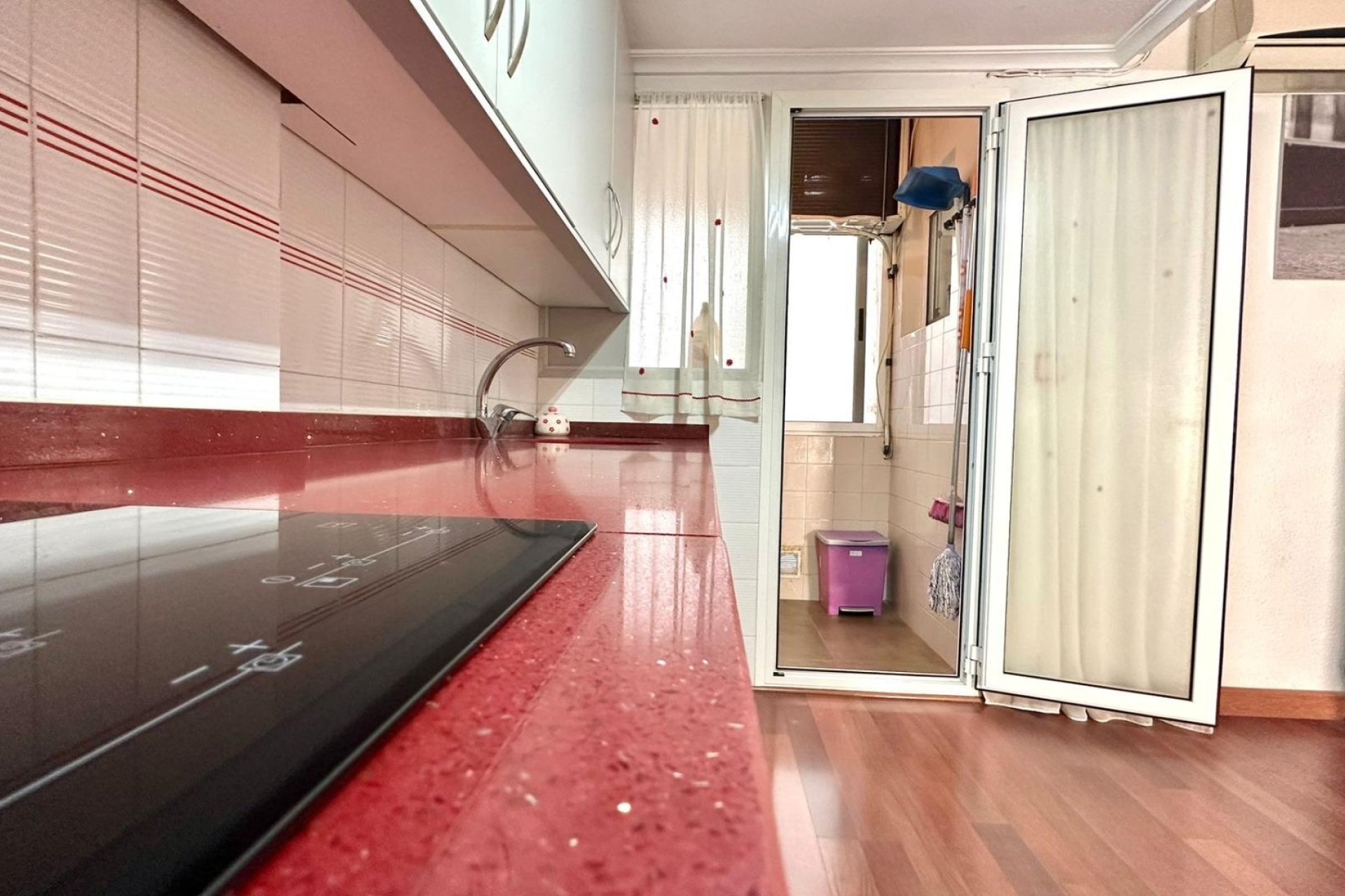 Sprzedaż - Apartament / Mieszkanie -
Torrevieja - Acequion