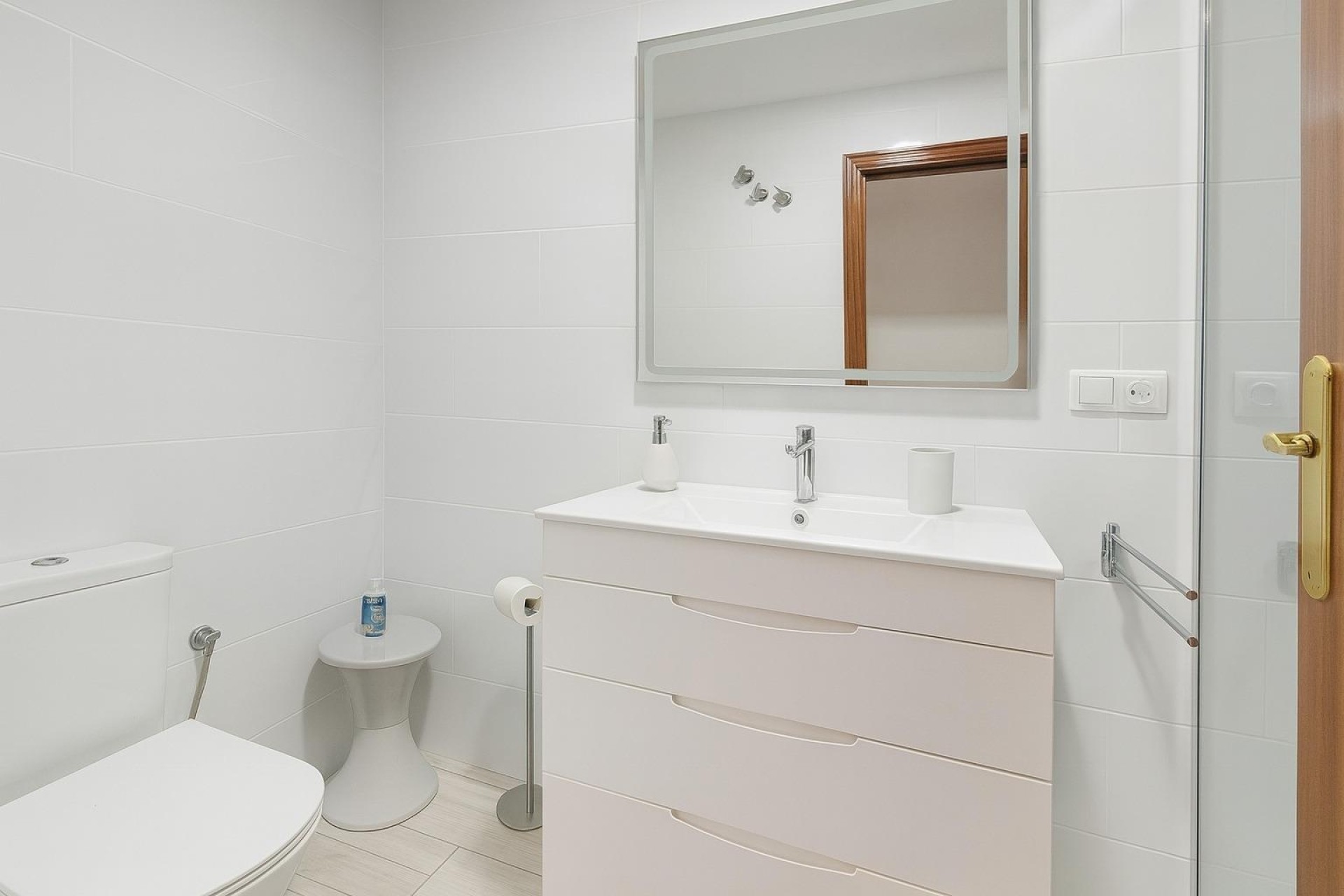 Sprzedaż - Apartament / Mieszkanie -
Torrevieja - Acequion