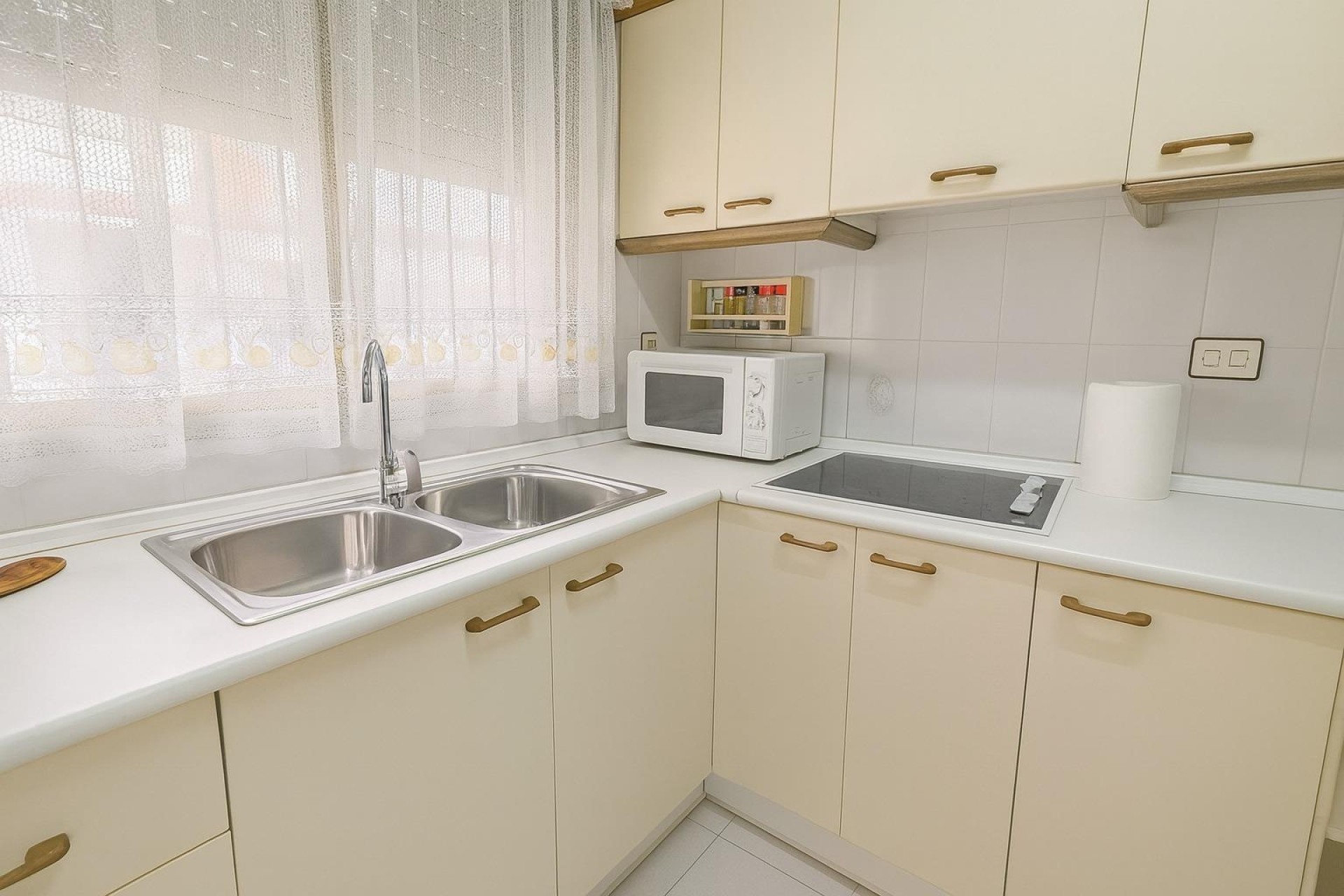 Sprzedaż - Apartament / Mieszkanie -
Torrevieja - Acequion