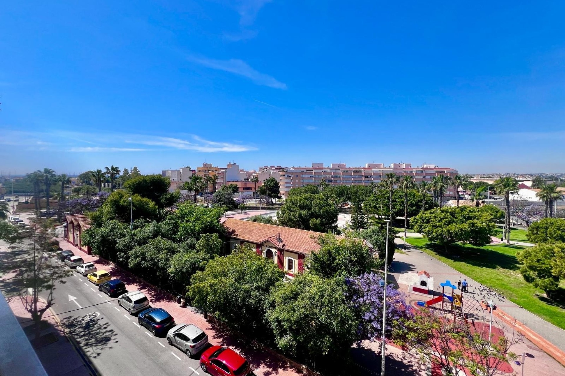 Sprzedaż - Apartament / Mieszkanie -
Torrevieja - Acequion