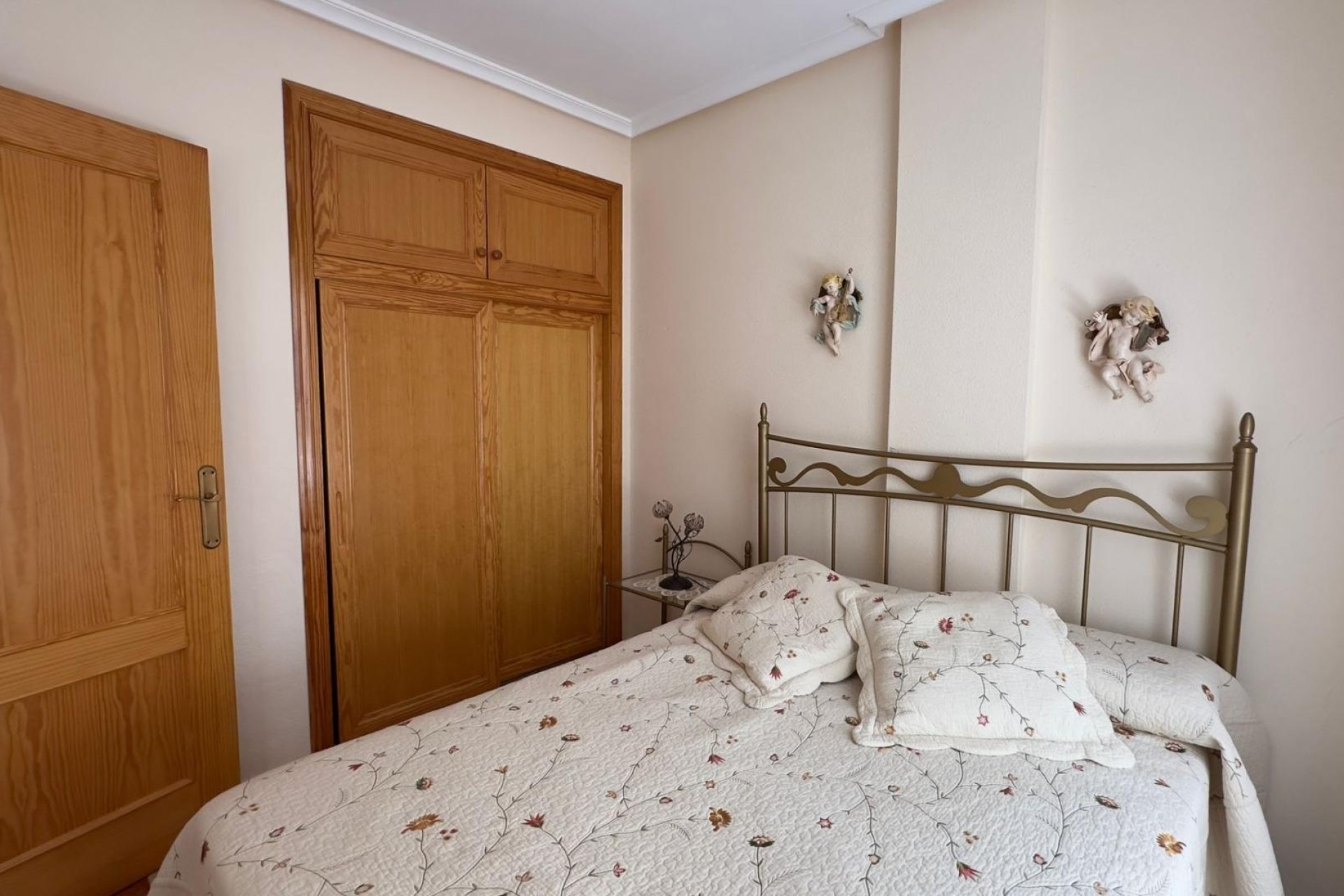 Sprzedaż - Apartament / Mieszkanie -
Torrevieja - Acequion