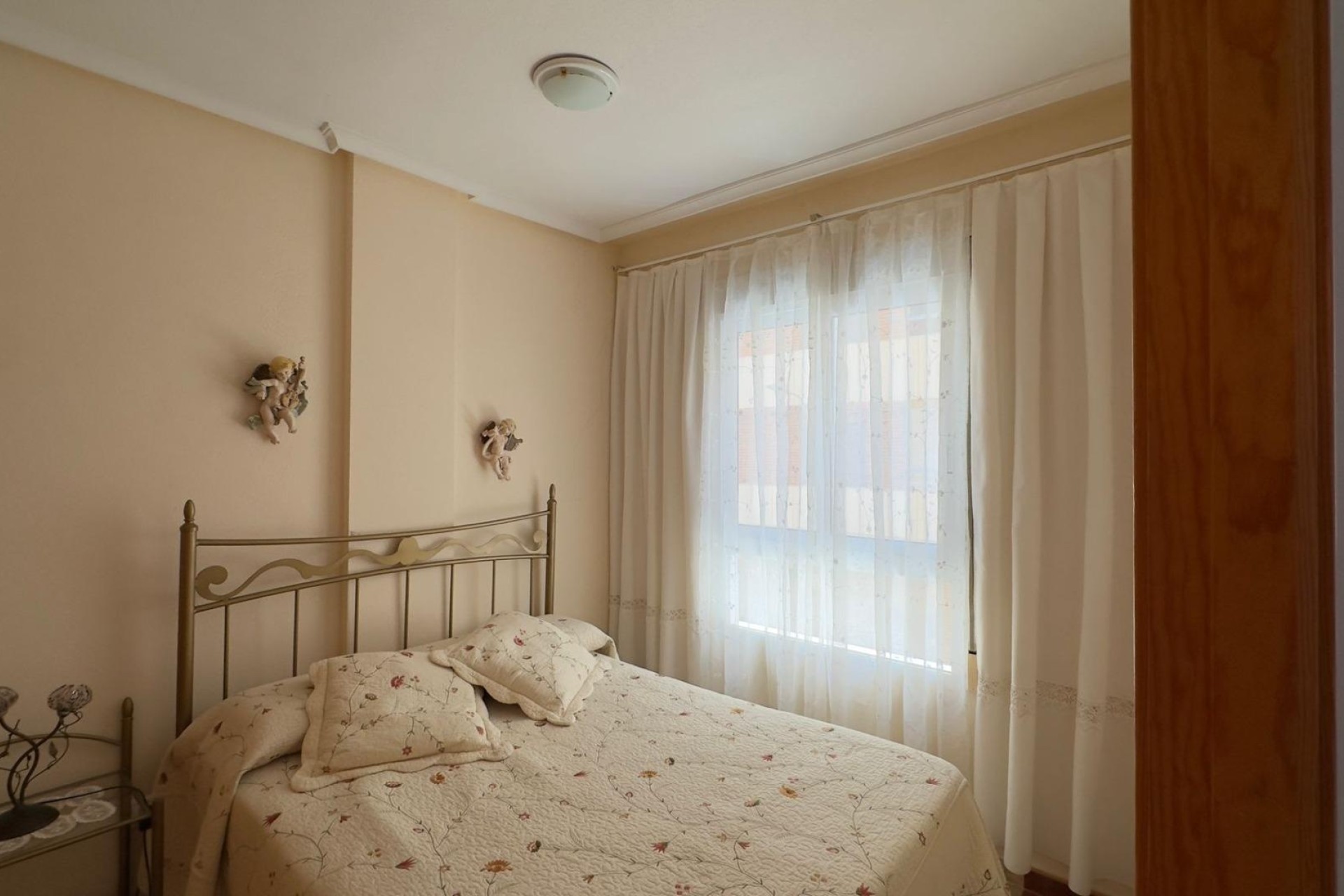 Sprzedaż - Apartament / Mieszkanie -
Torrevieja - Acequion