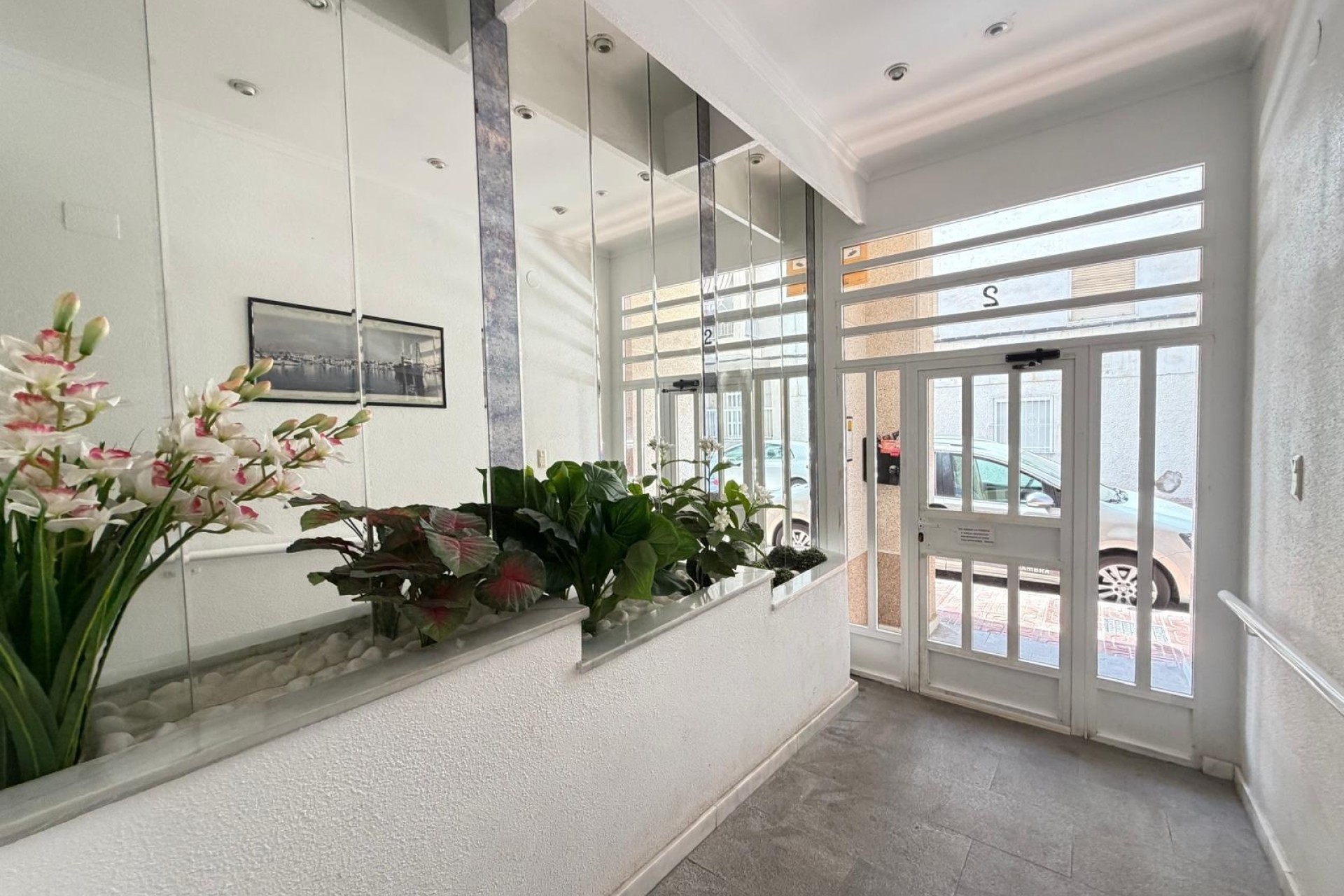 Sprzedaż - Apartament / Mieszkanie -
Torrevieja - Acequion