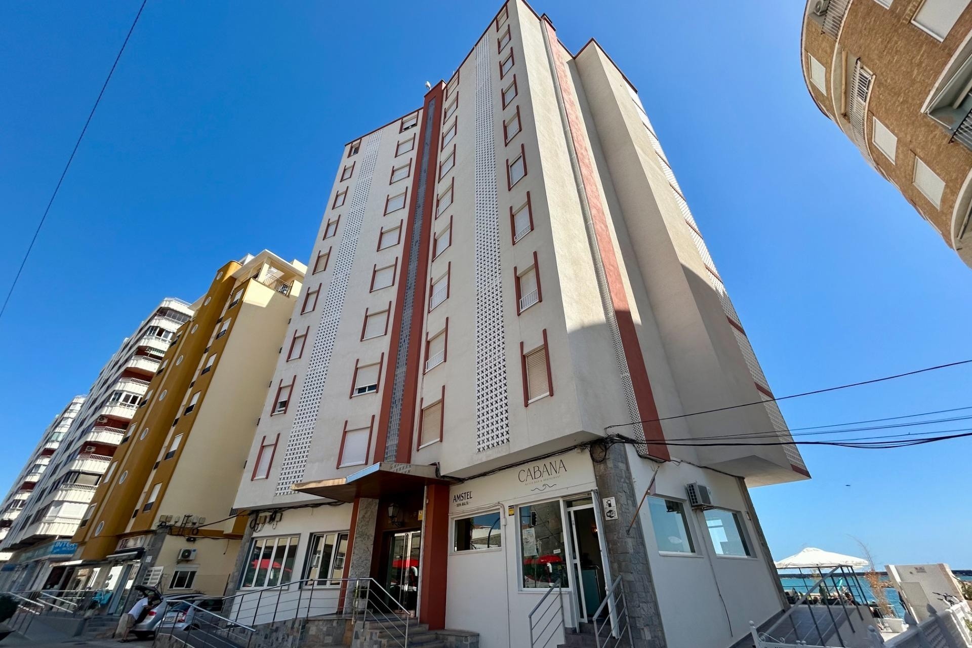 Sprzedaż - Apartament / Mieszkanie -
Torrevieja - Acequion