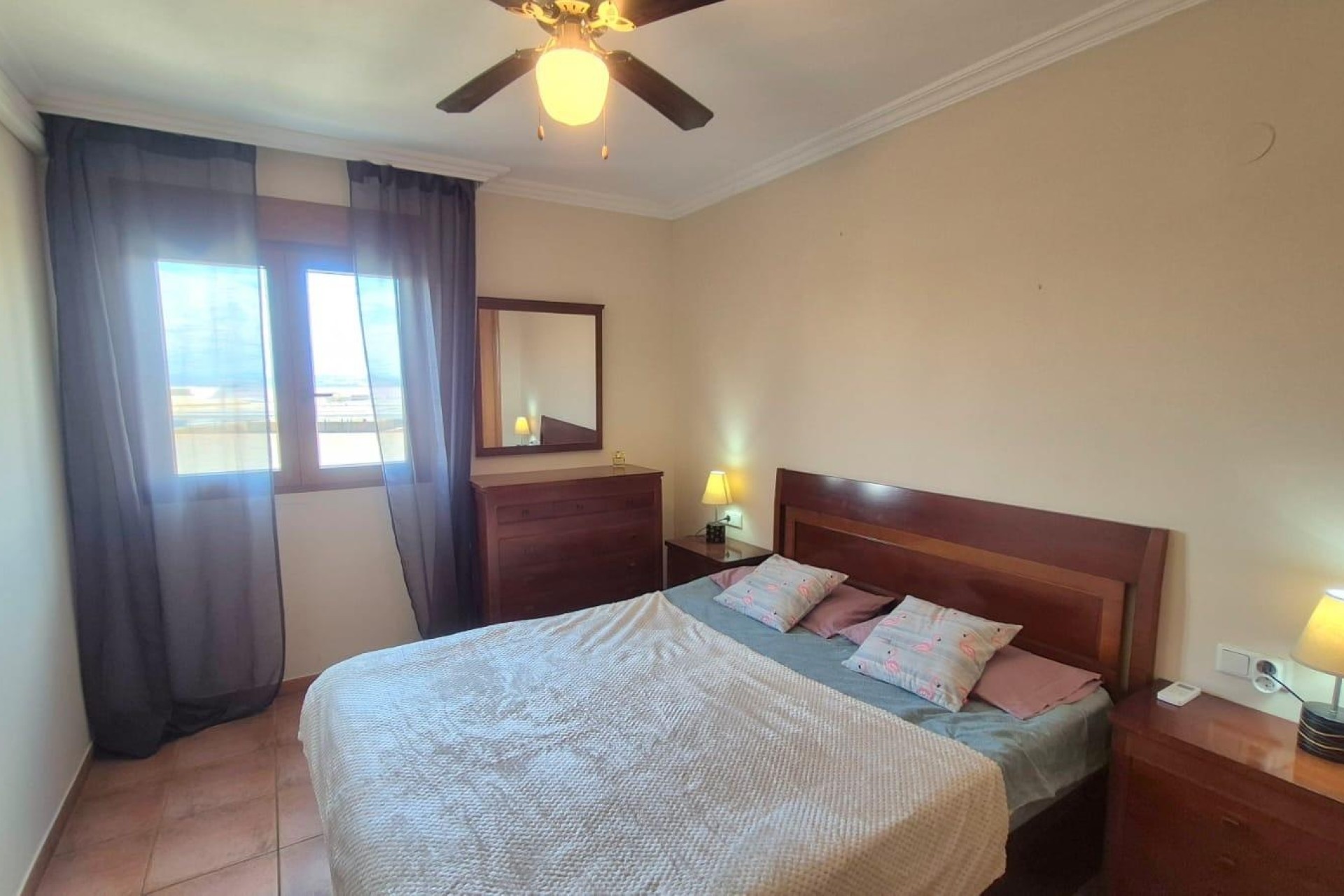 Sprzedaż - Apartament / Mieszkanie -
Torrevieja - Acequion