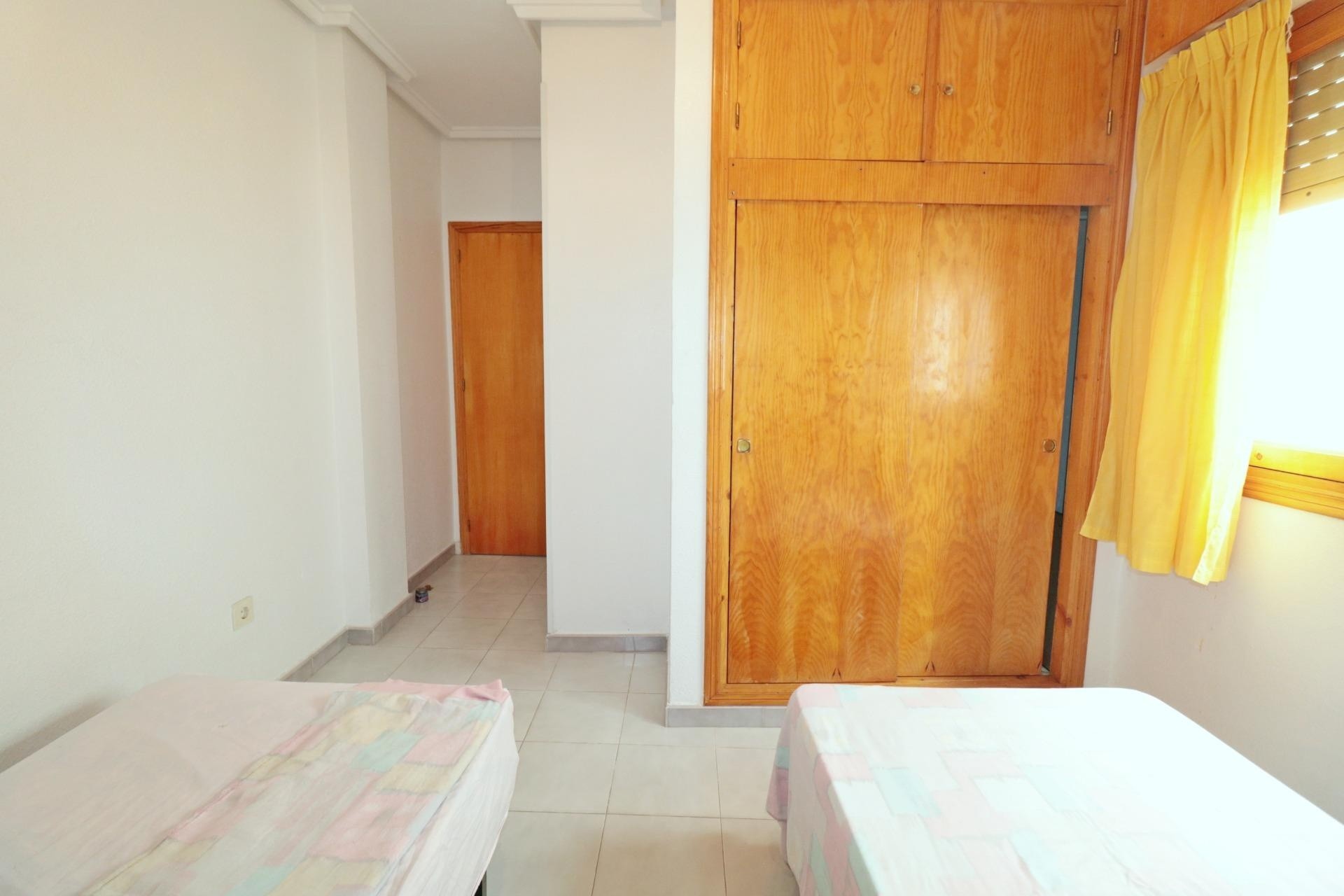 Sprzedaż - Apartament / Mieszkanie -
Torrevieja - Acequion