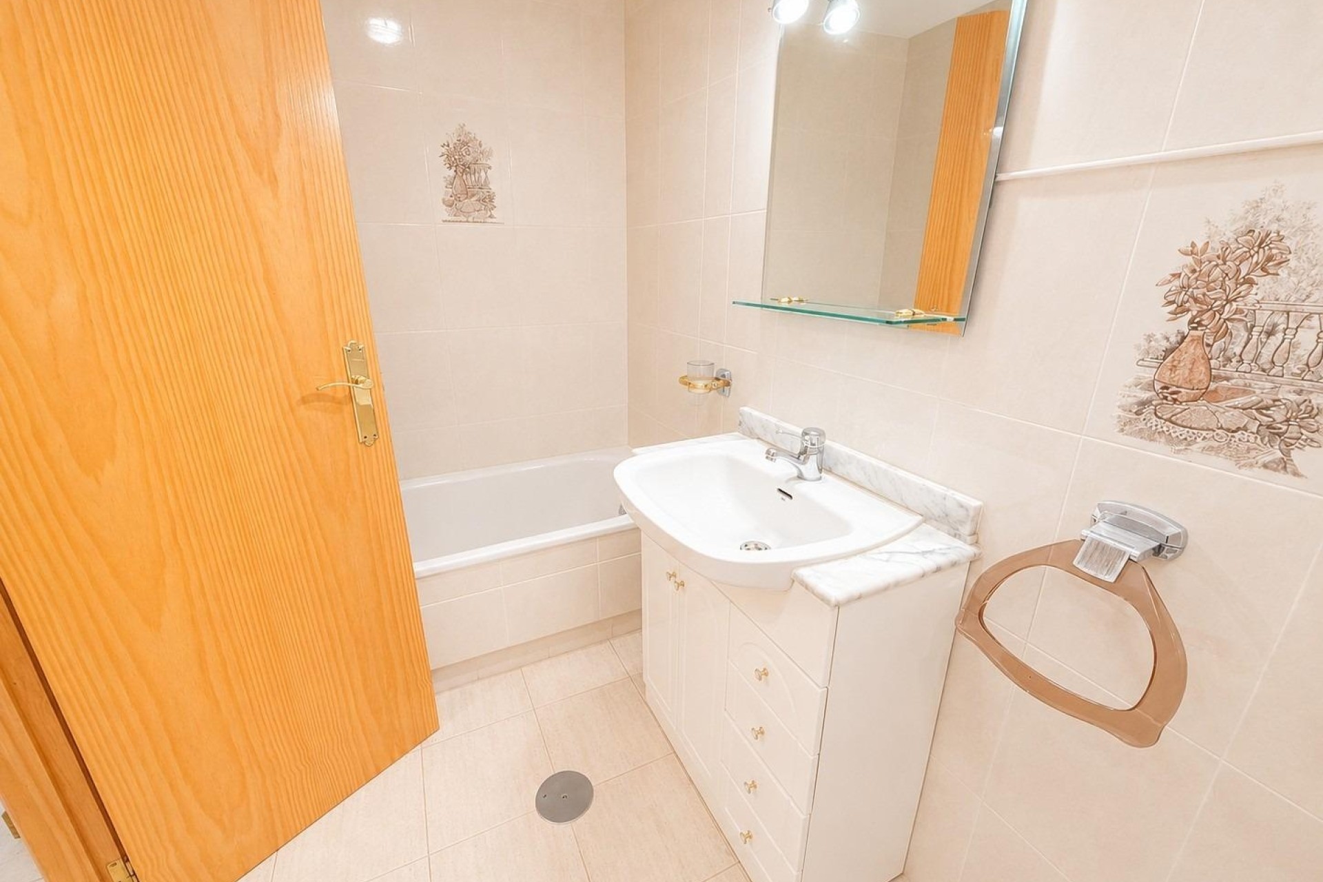 Sprzedaż - Apartament / Mieszkanie -
Torrevieja - Acequion