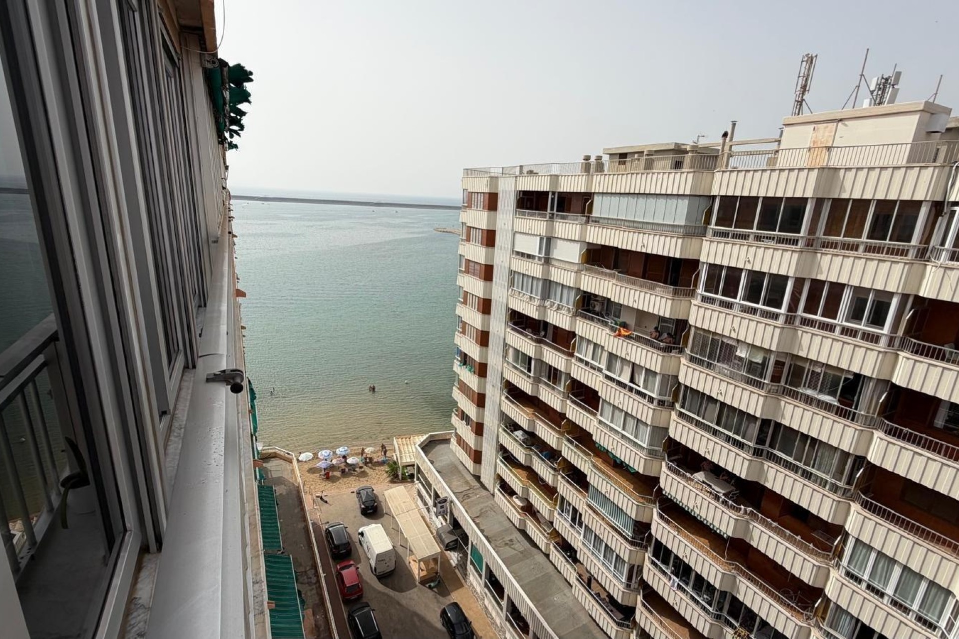Sprzedaż - Apartament / Mieszkanie -
Torrevieja - Acequion