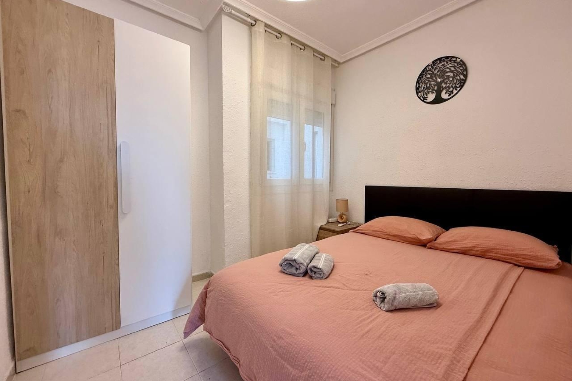 Sprzedaż - Apartament / Mieszkanie -
Torrevieja - Acequion