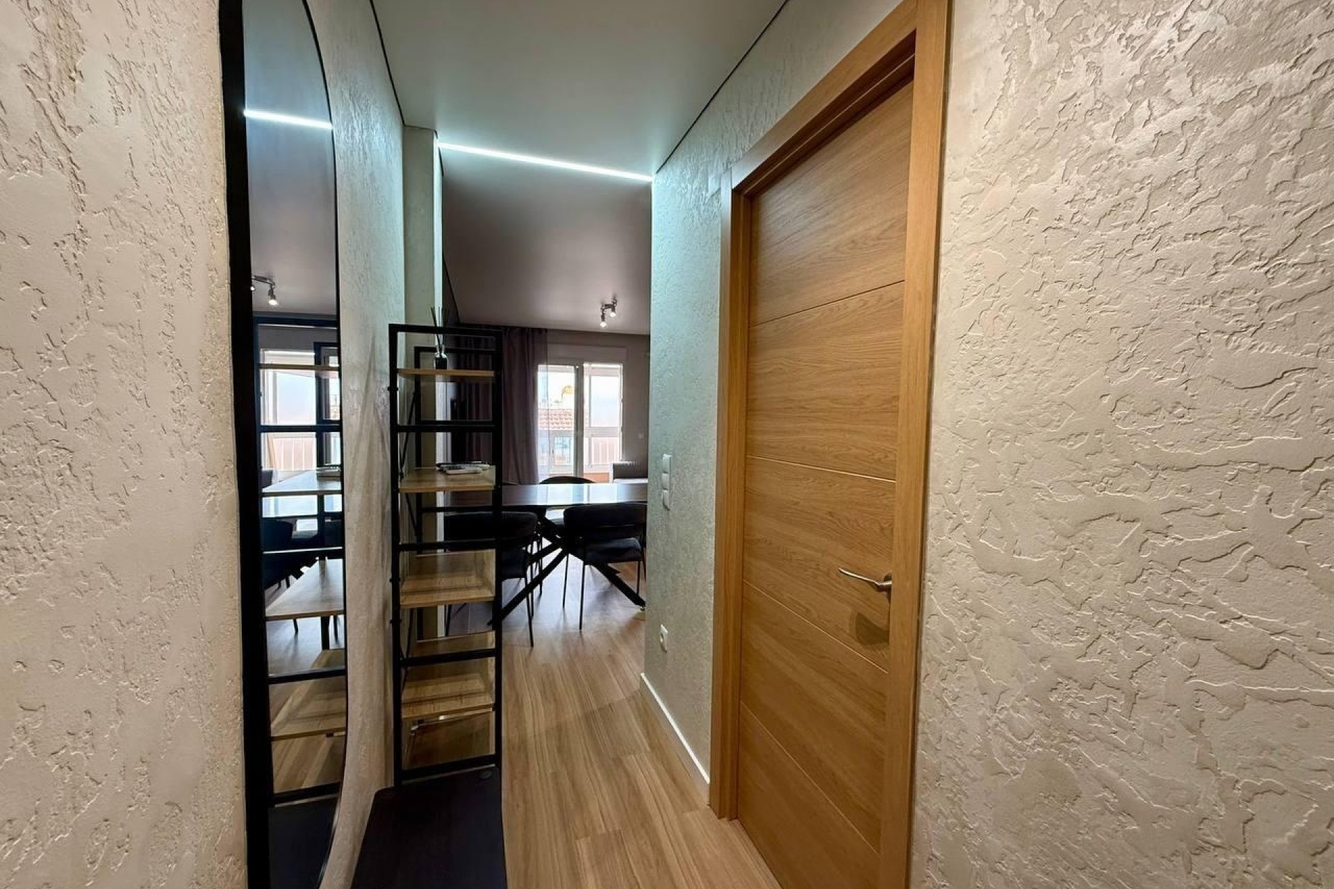 Sprzedaż - Apartament / Mieszkanie -
Torrevieja - Acequion
